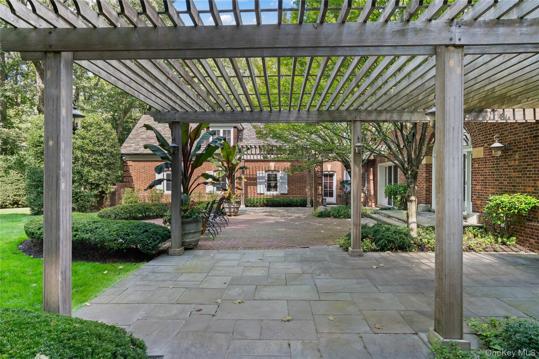 Single Family Bryant Nassau County, NY 11576, MLS-912885-41