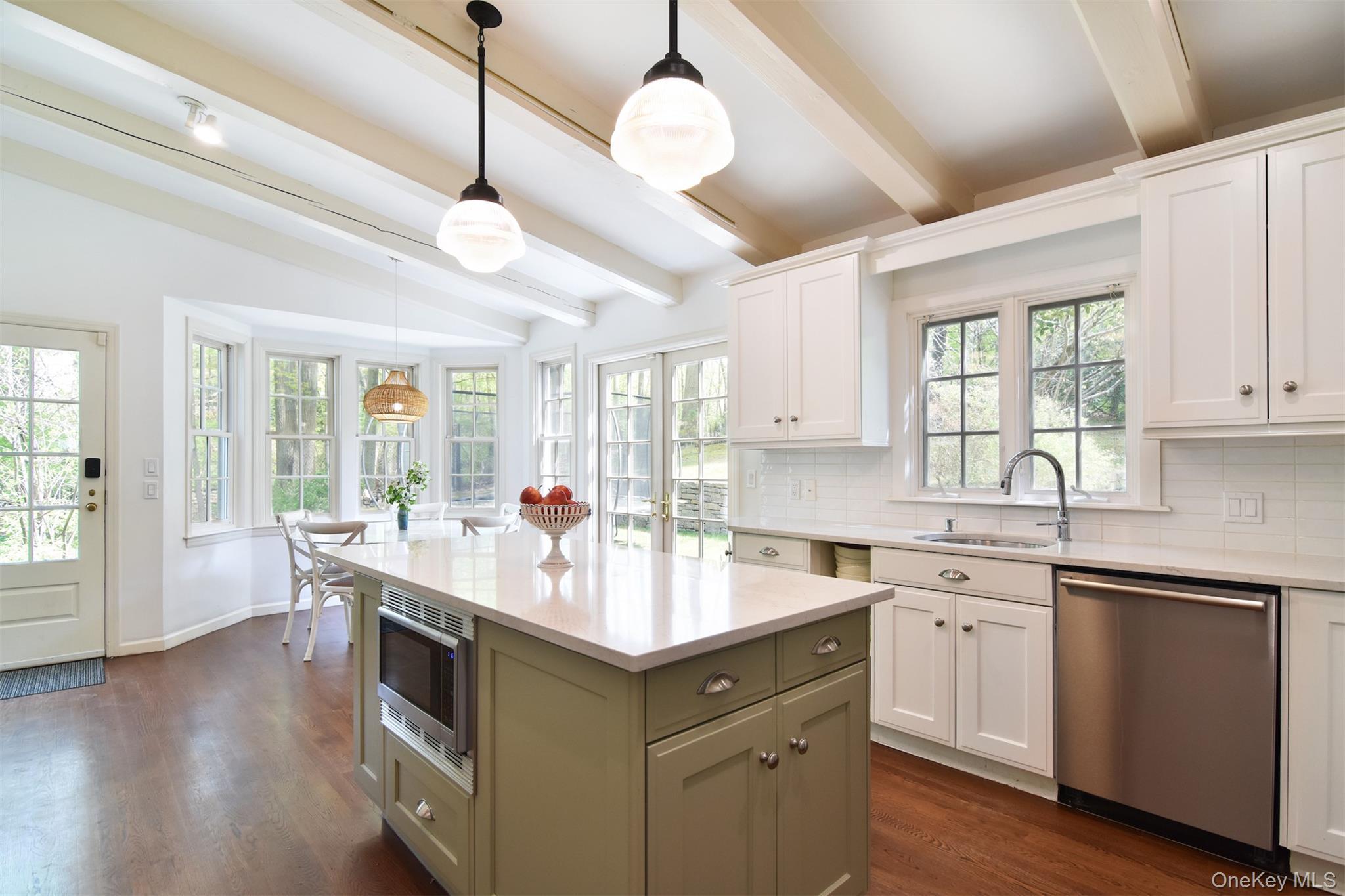 Single Family Washington Westchester County, NY 10522, MLS-912886-13