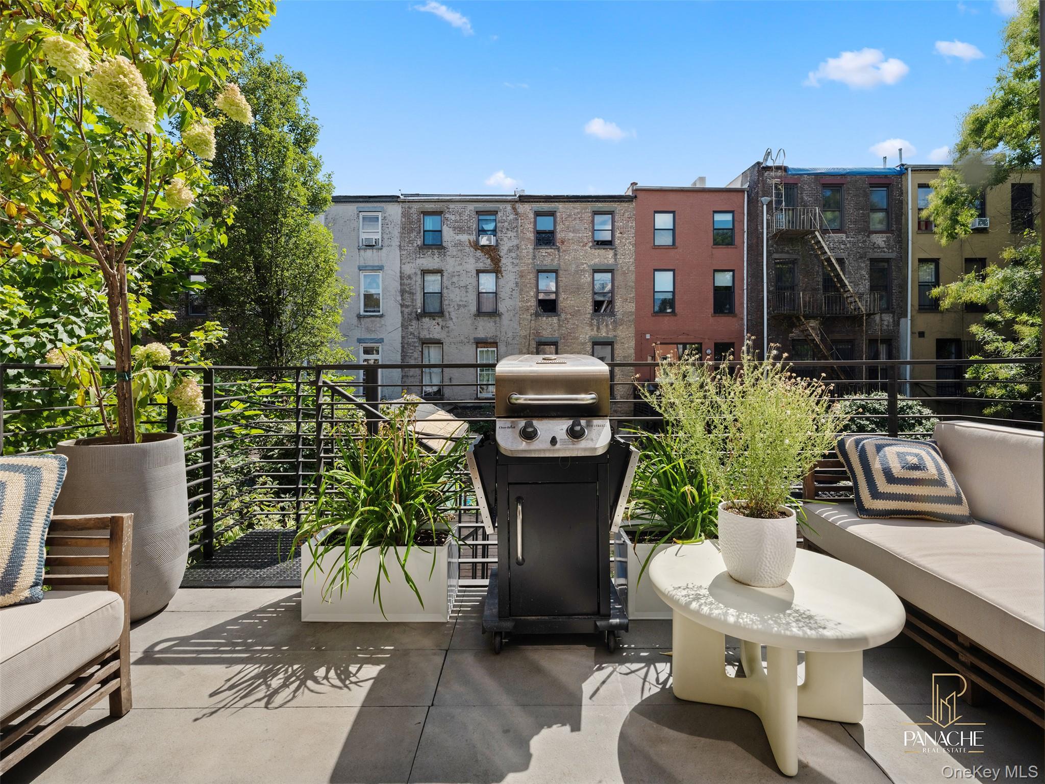 Single Family Putnam Brooklyn, NY 11216, MLS-912887-10