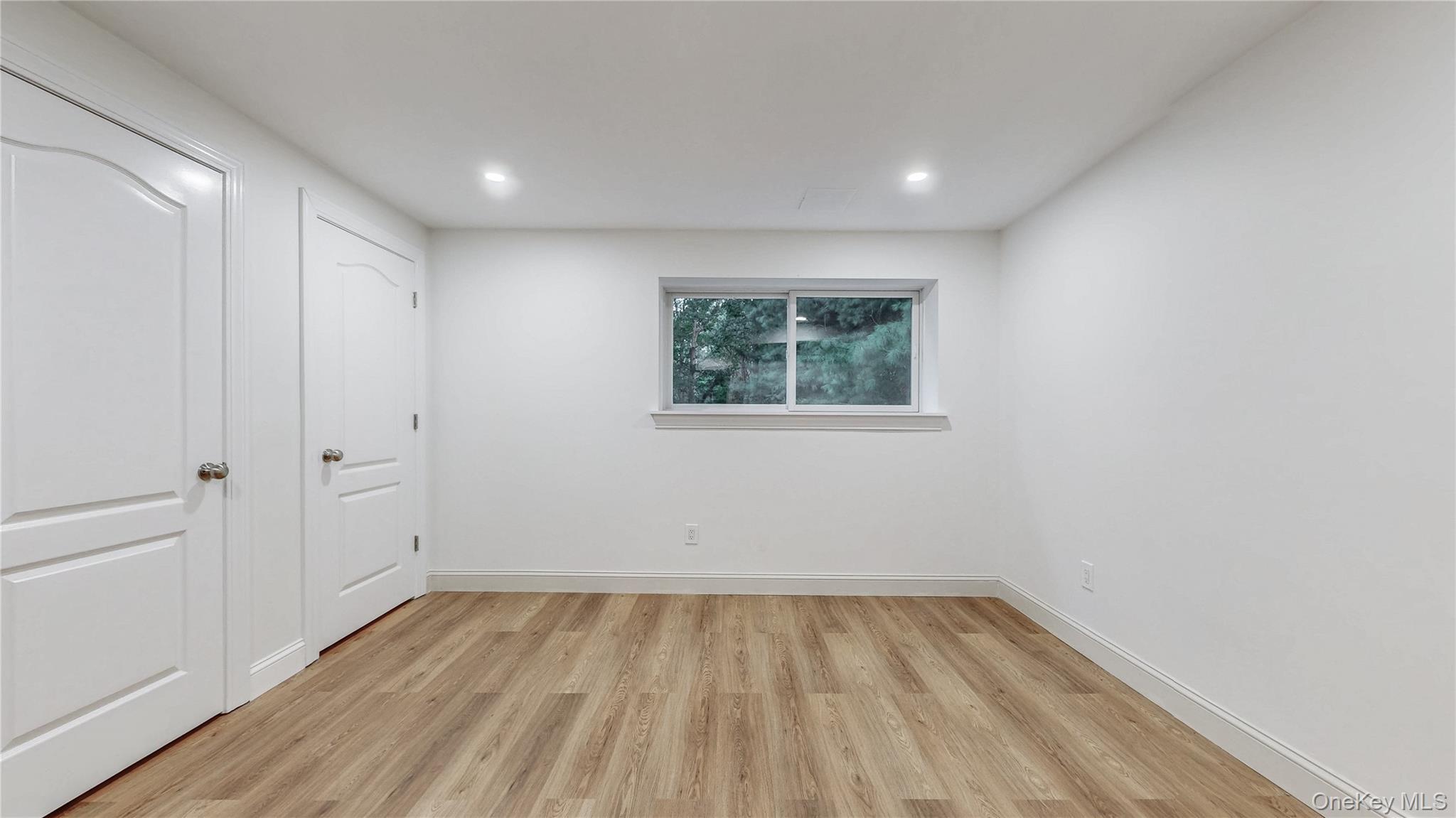 Single Family Red Creek  Suffolk County, NY 11946, MLS-912896-33