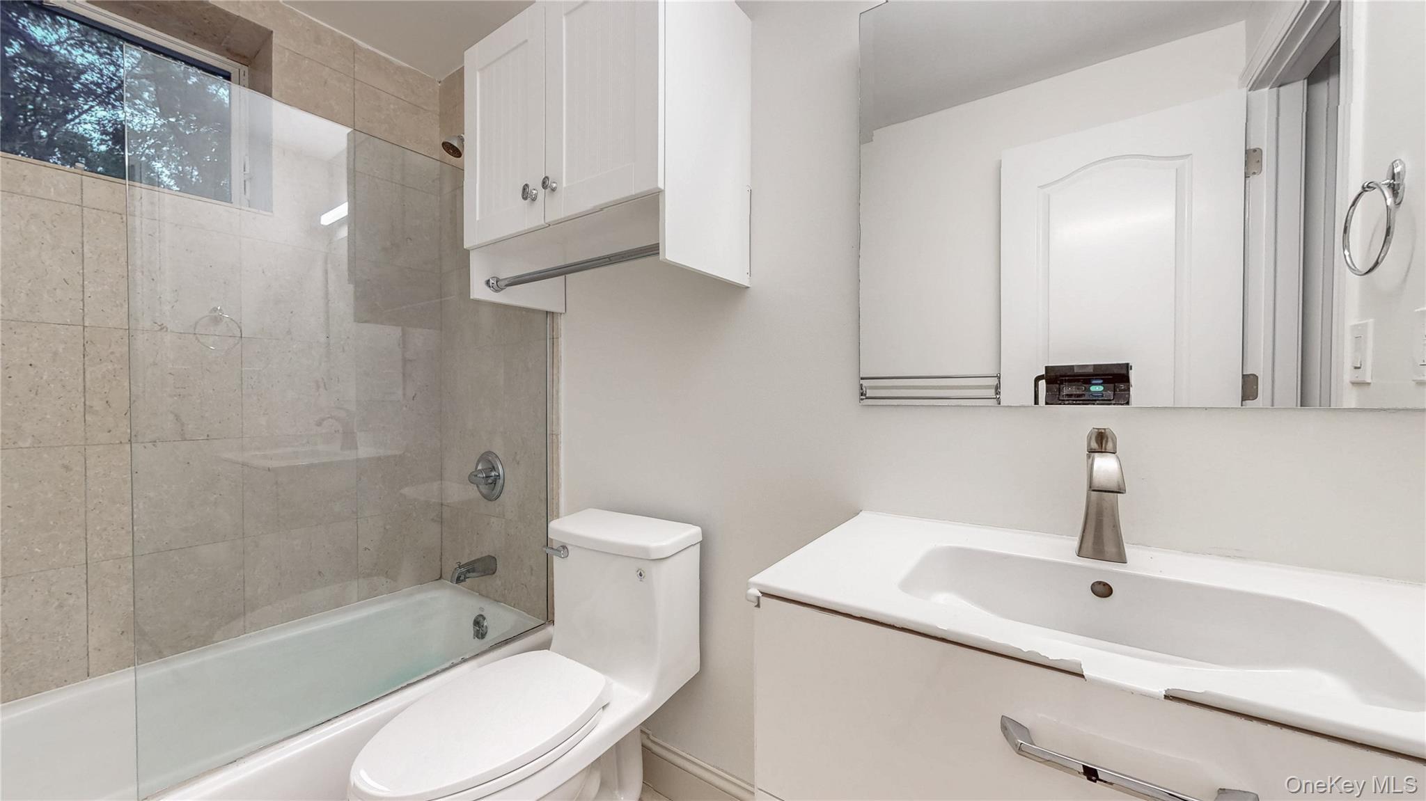 Single Family Red Creek  Suffolk County, NY 11946, MLS-912896-35