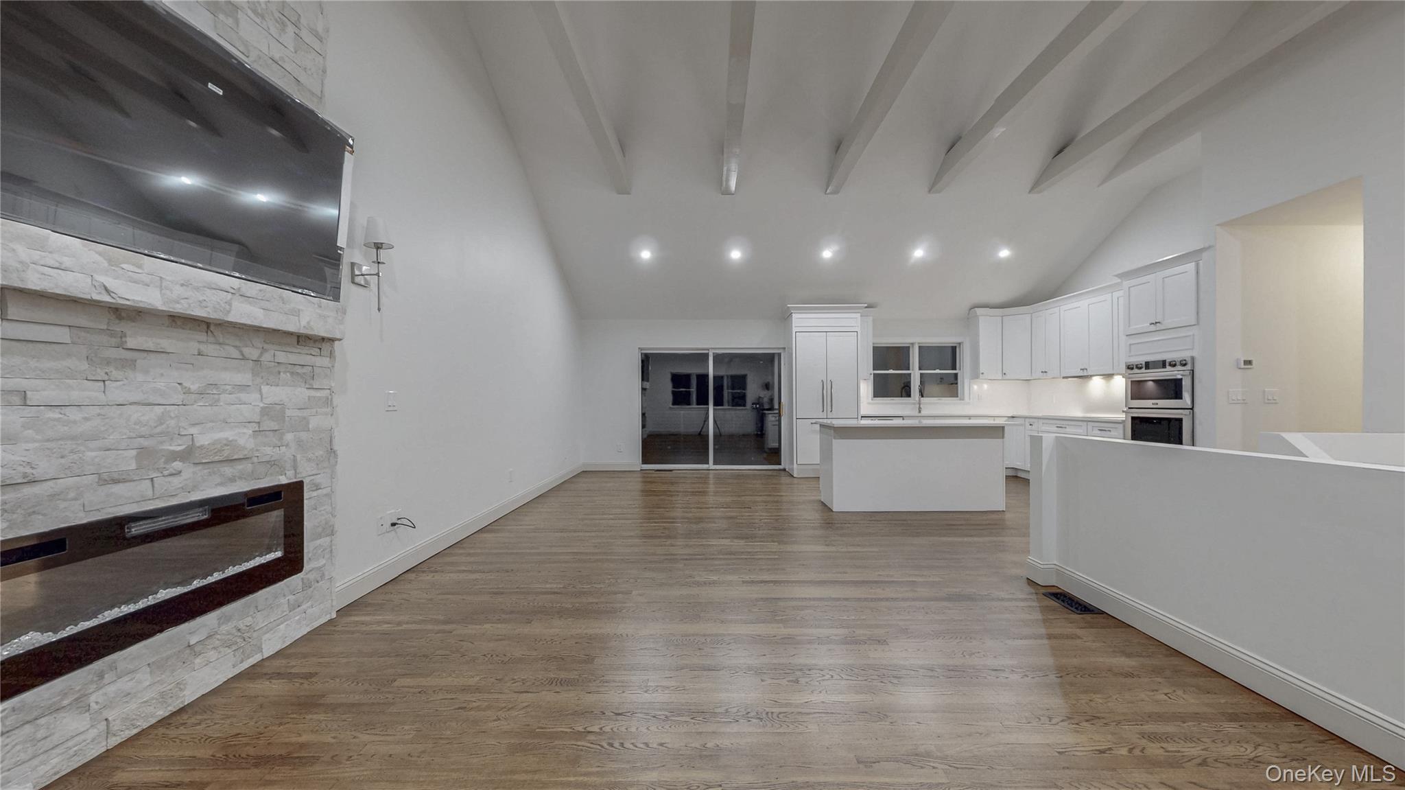 Single Family Red Creek  Suffolk County, NY 11946, MLS-912896-8