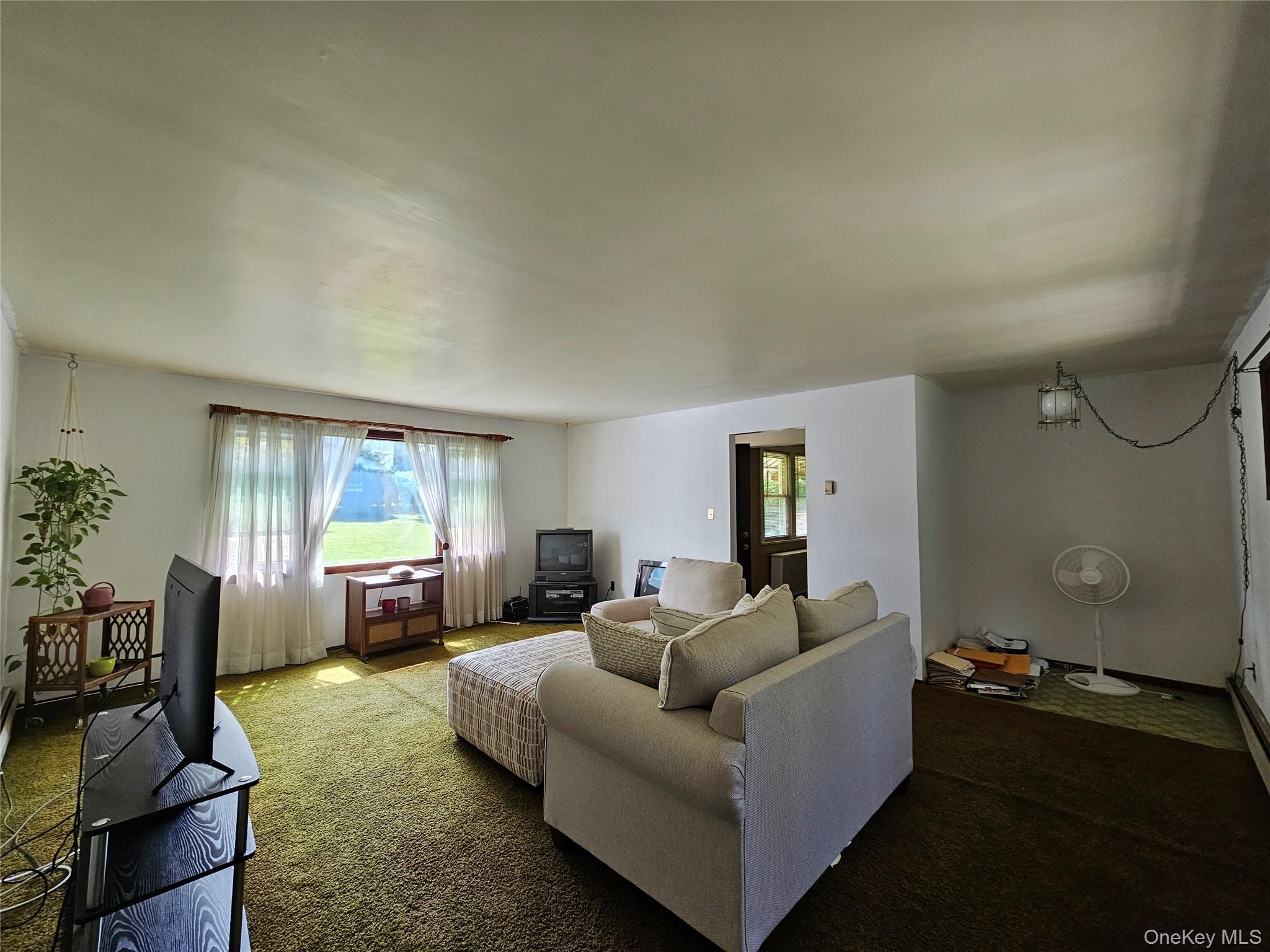 Single Family Cross  Nassau County, NY 11560, MLS-912897-7