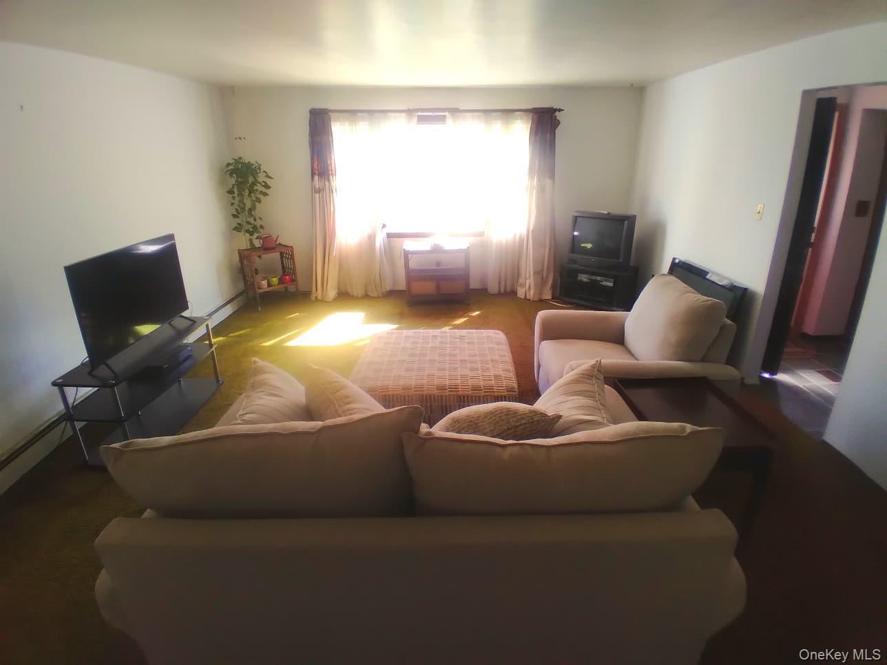 Single Family Cross  Nassau County, NY 11560, MLS-912897-8