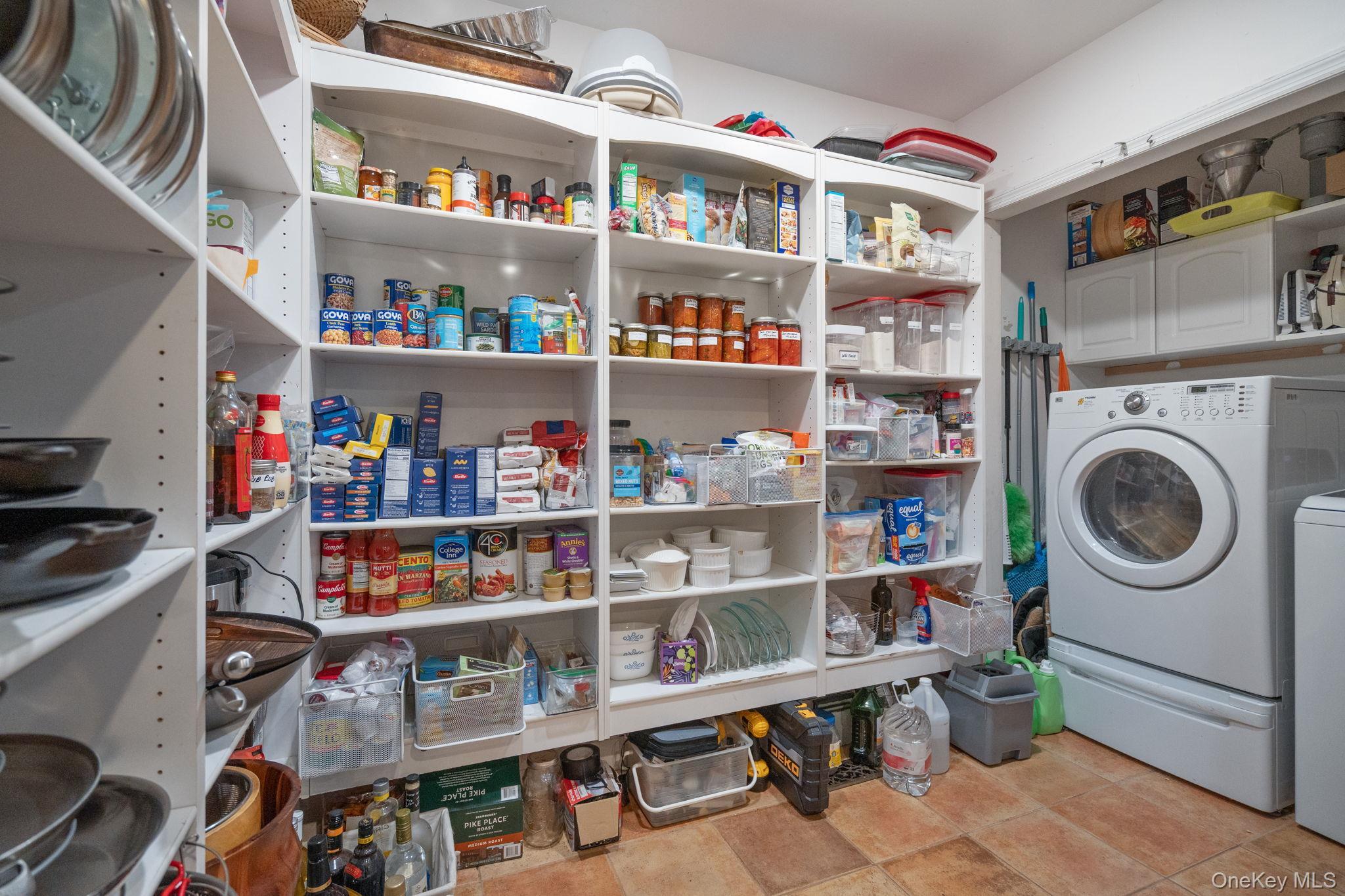 Single Family Daniel  Suffolk County, NY 11733, MLS-912911-14