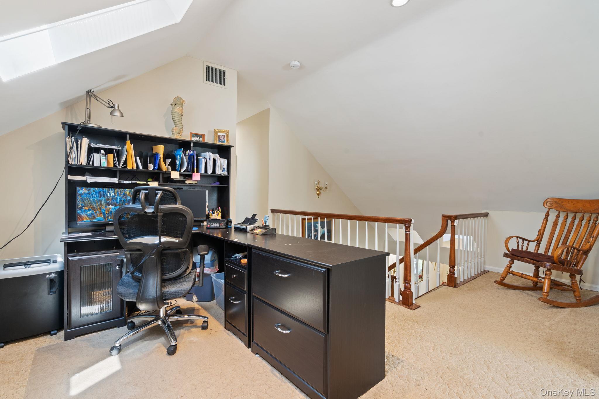 Single Family Daniel  Suffolk County, NY 11733, MLS-912911-28