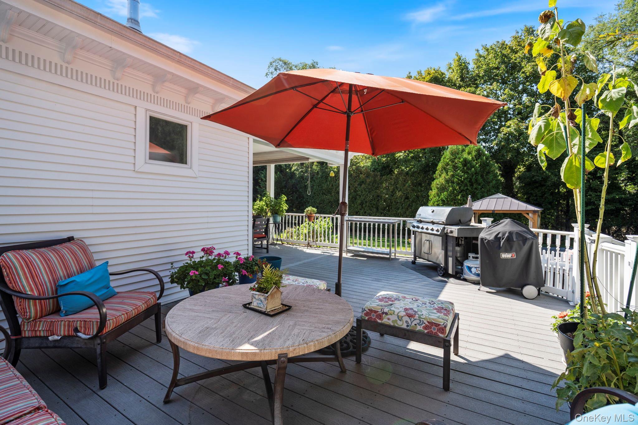 Single Family Daniel  Suffolk County, NY 11733, MLS-912911-36