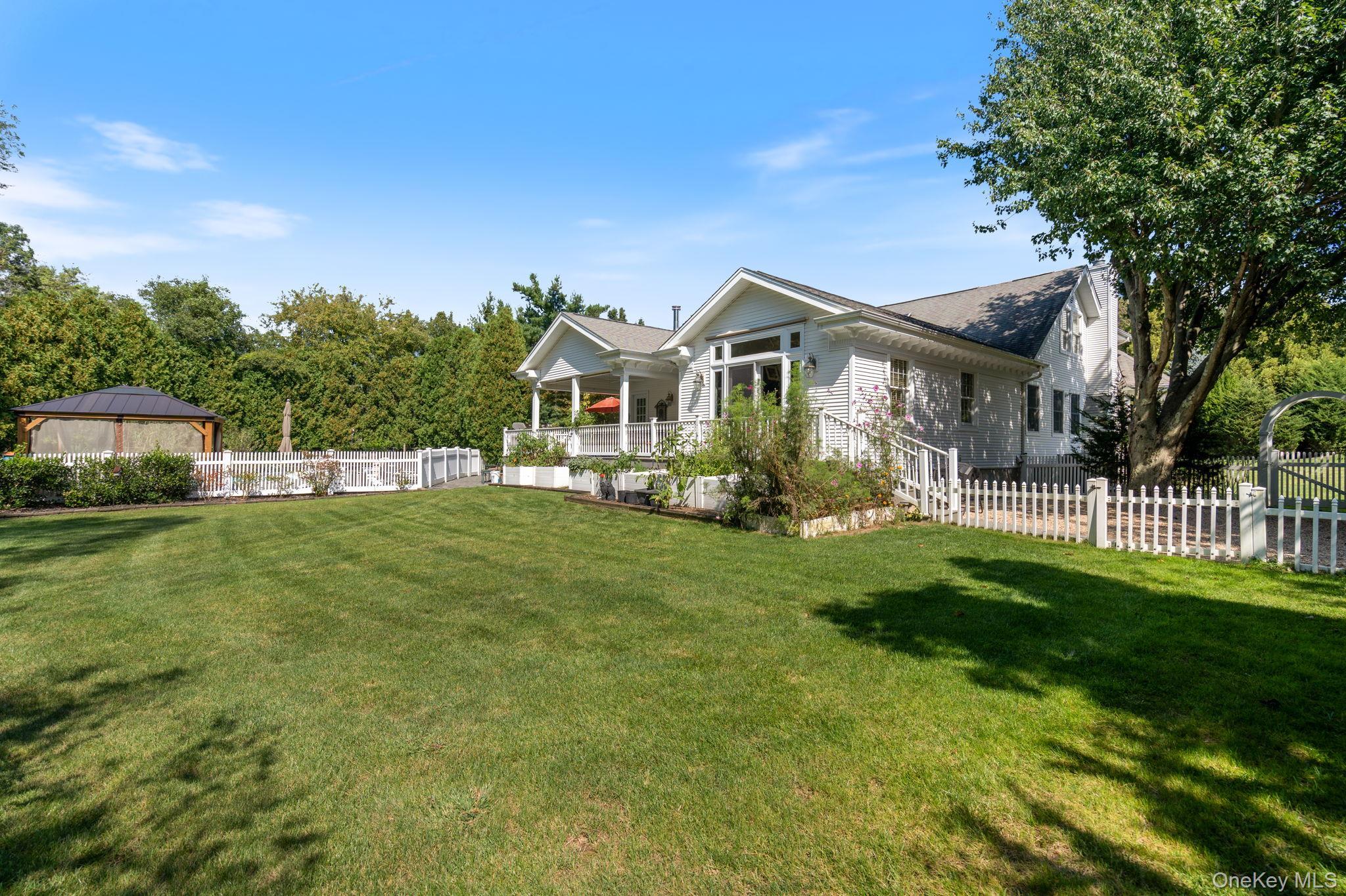 Single Family Daniel  Suffolk County, NY 11733, MLS-912911-42