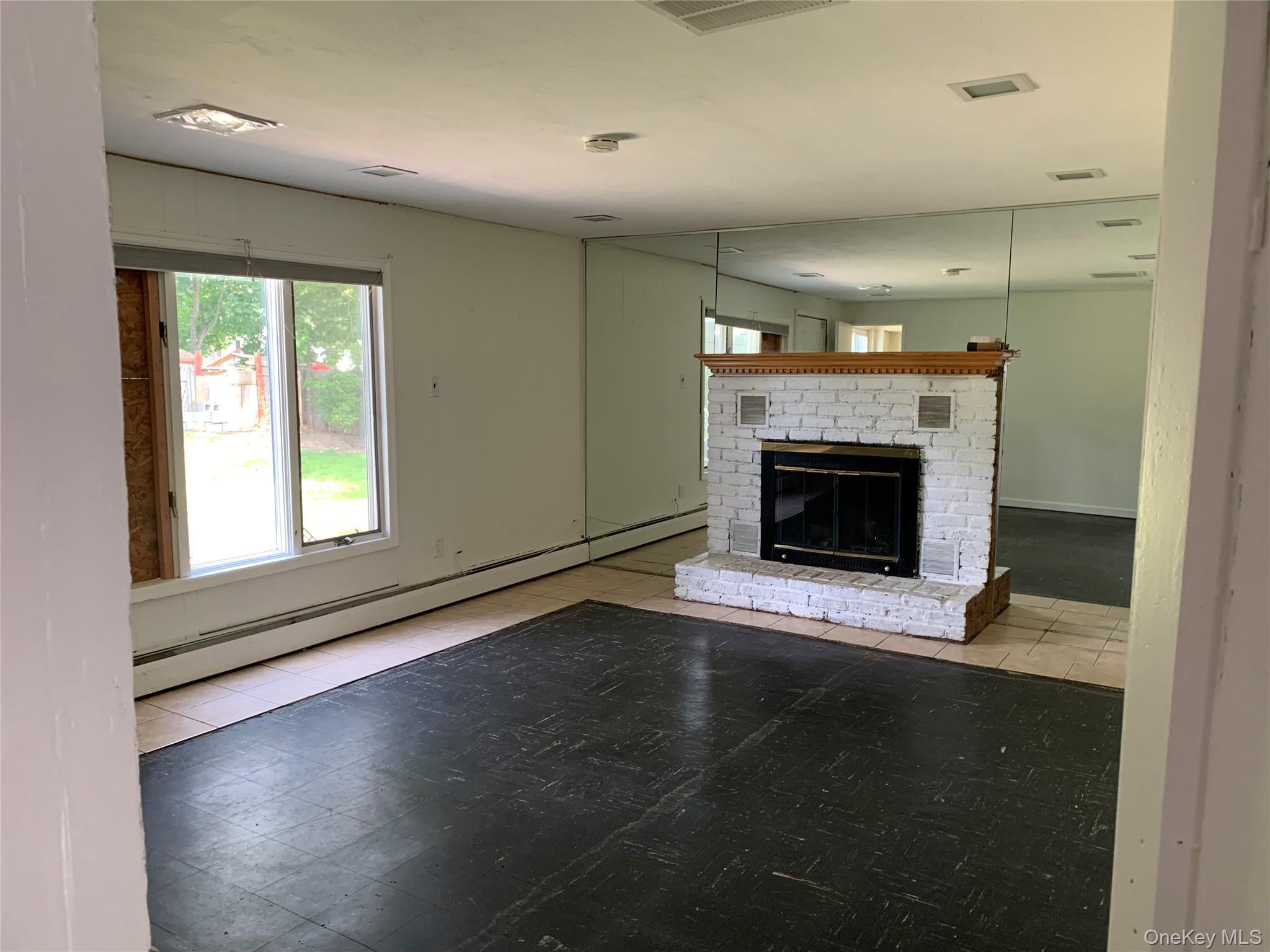 Single Family Monterey  Suffolk County, NY 11720, MLS-912918-8