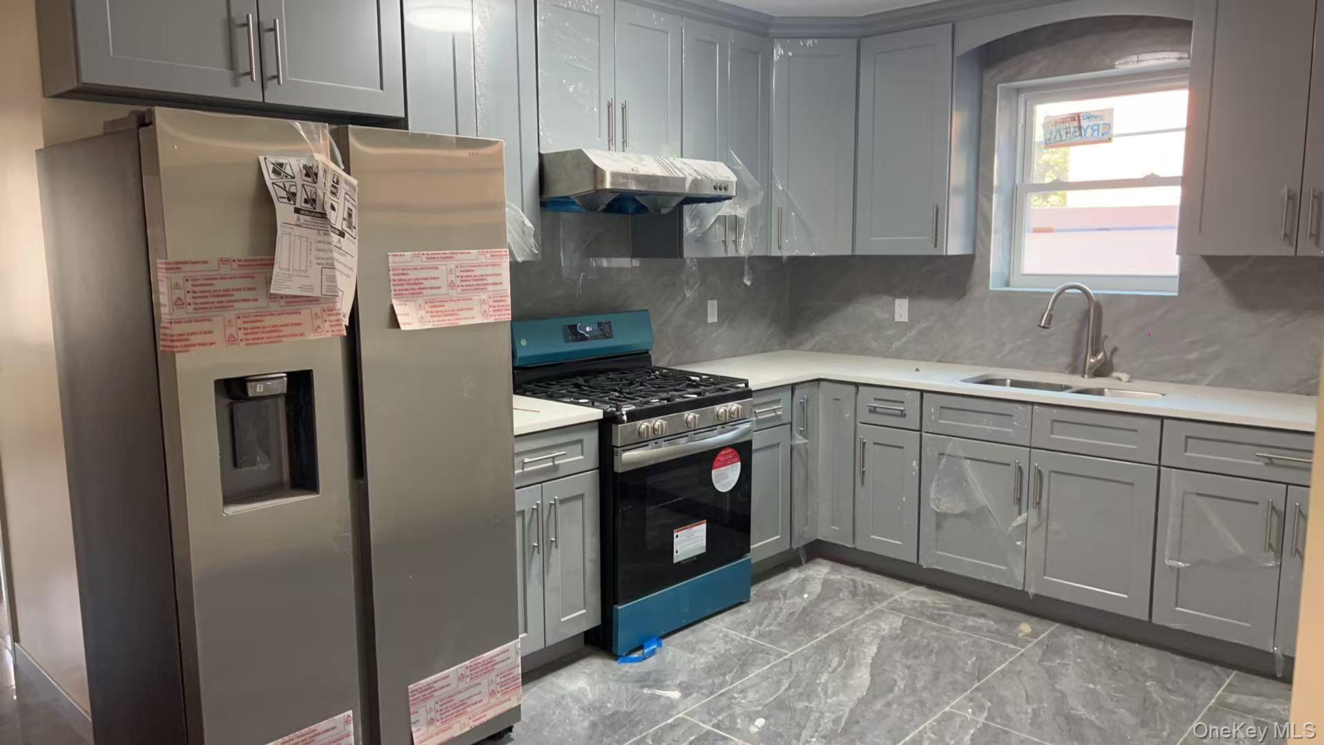 Single Family Clarence  Bronx, NY 10465, MLS-912927-13