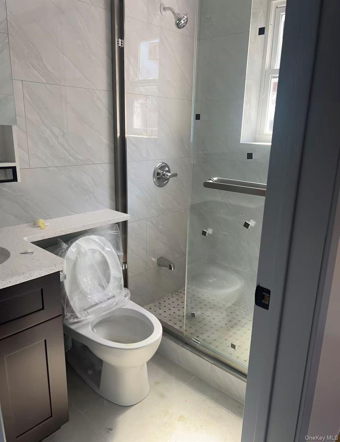 Single Family Clarence  Bronx, NY 10465, MLS-912927-4