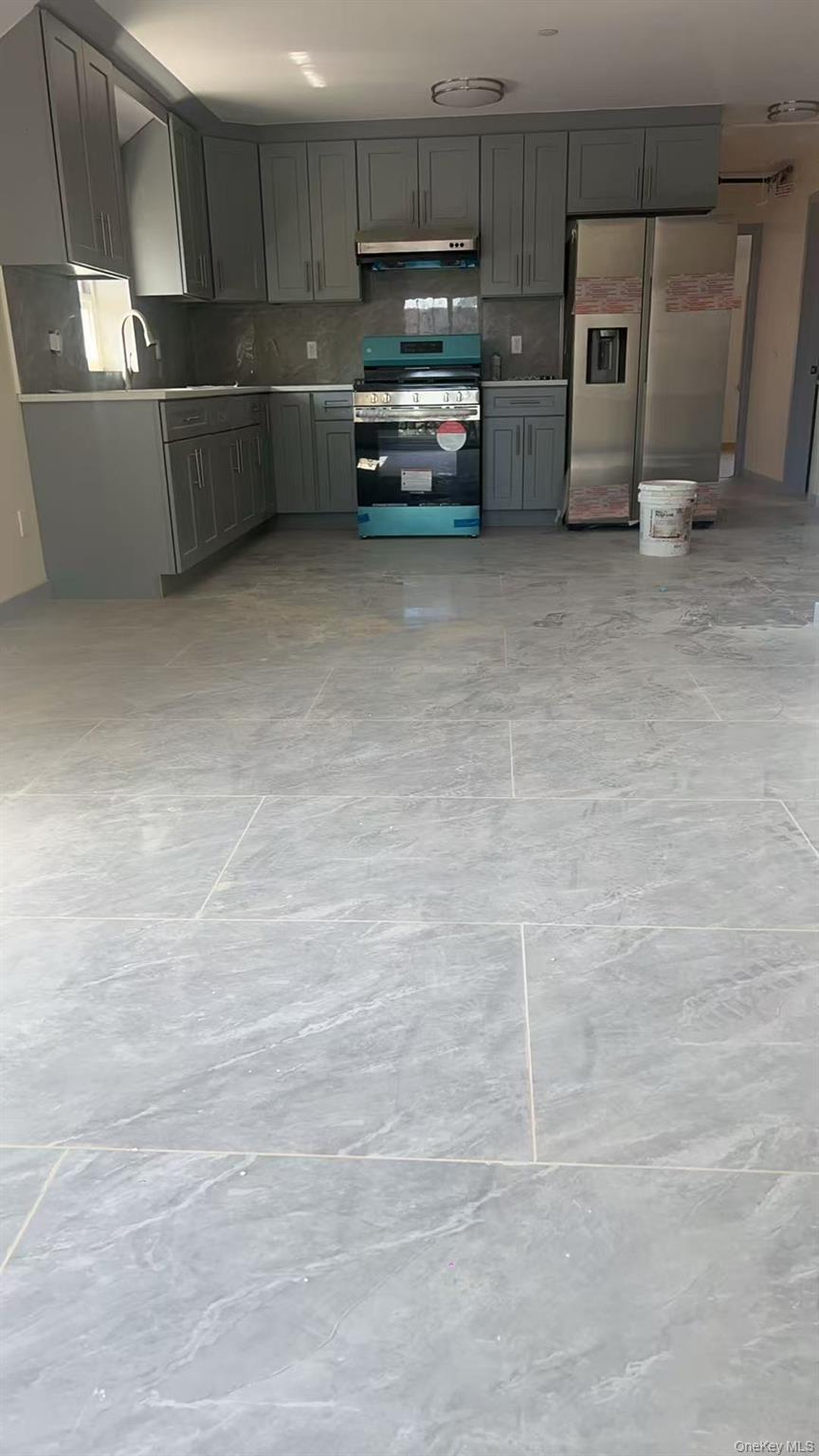 Single Family Clarence  Bronx, NY 10465, MLS-912927-8