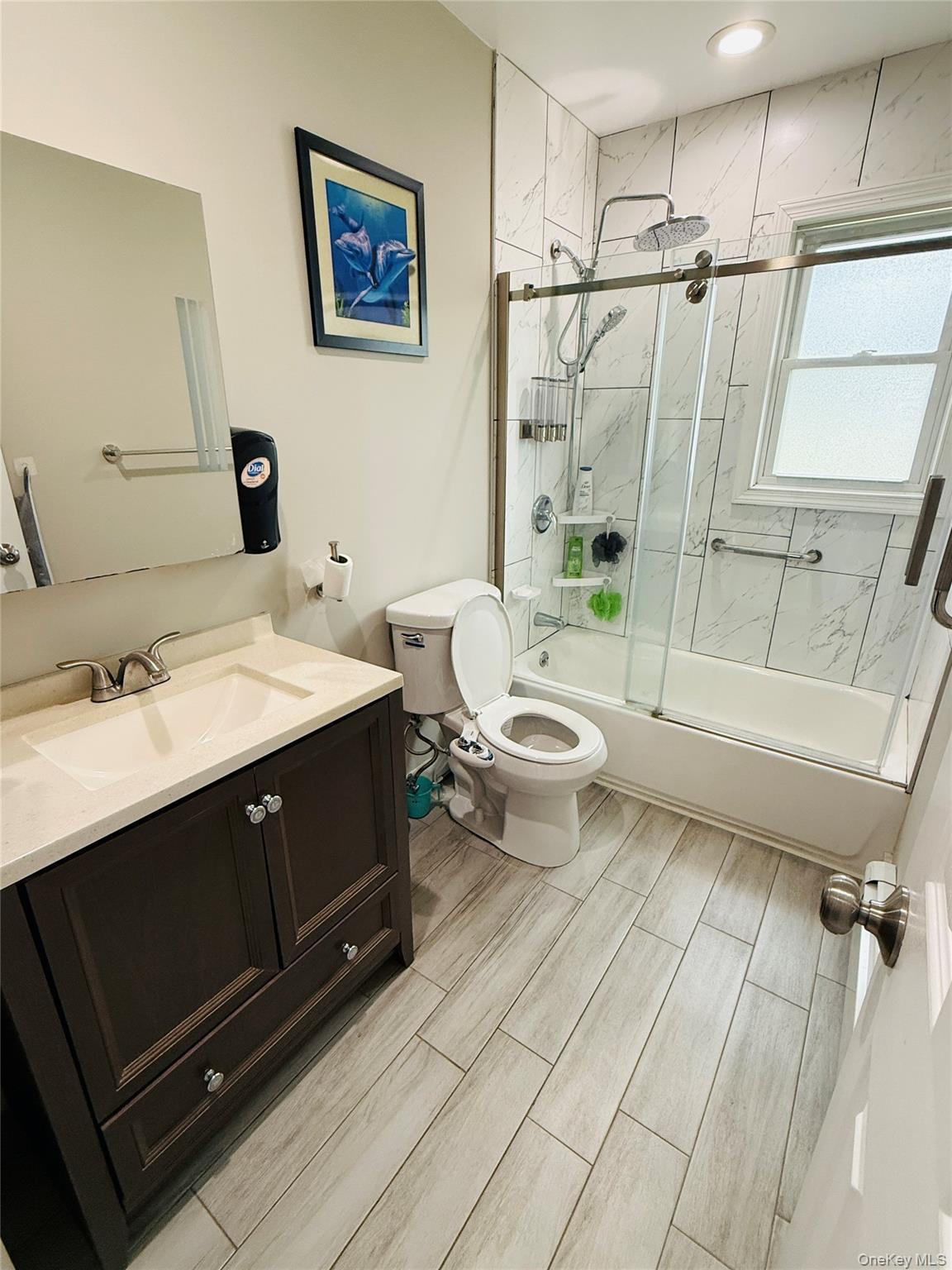 Single Family Central Suffolk County, NY 11703, MLS-912929-15