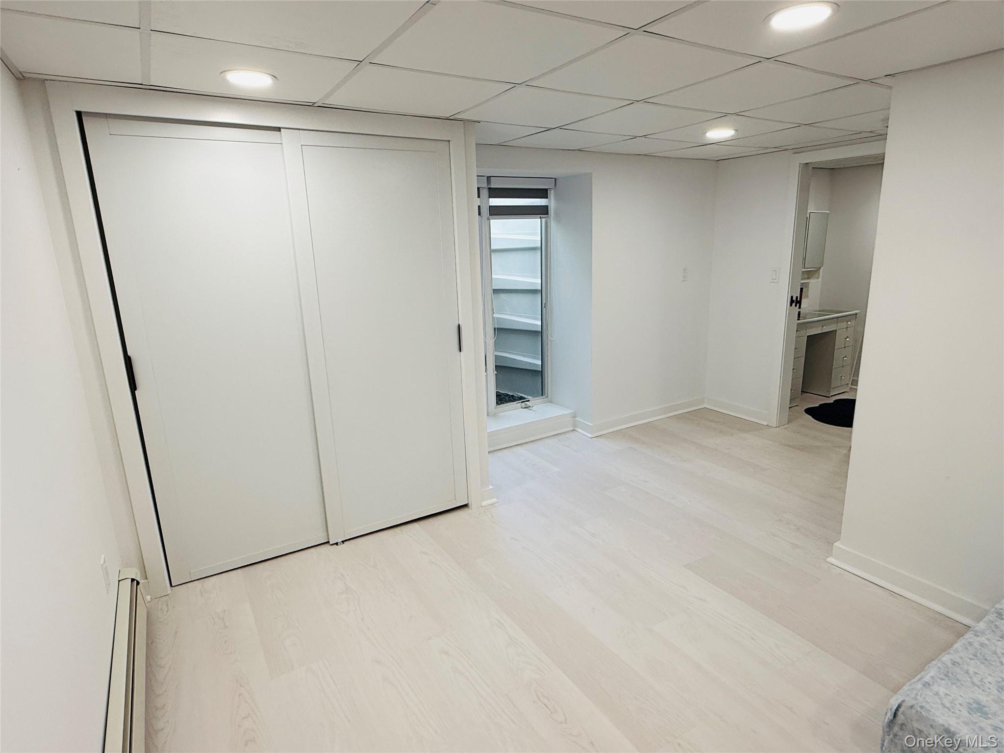 Single Family Central Suffolk County, NY 11703, MLS-912929-21