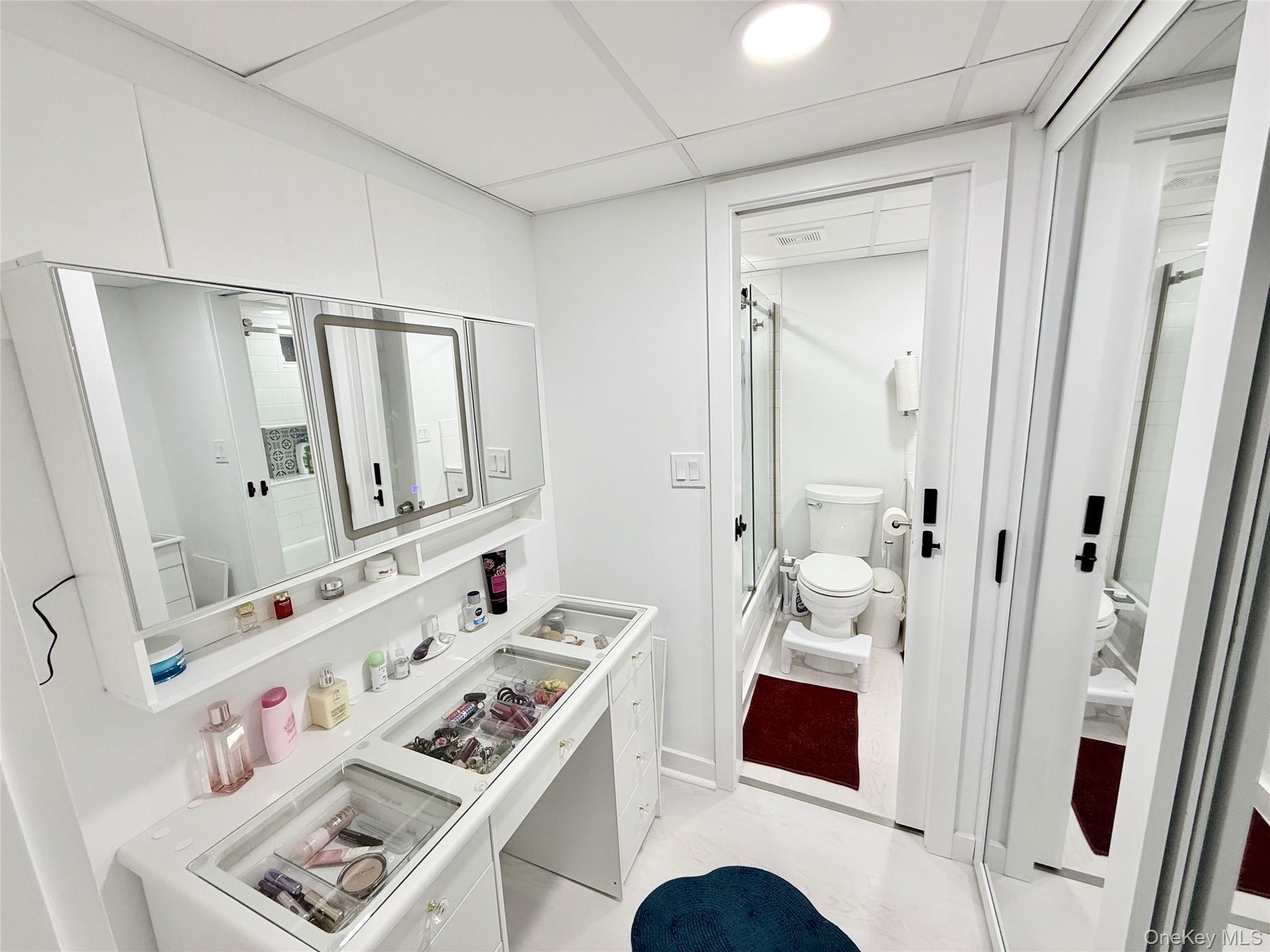 Single Family Central Suffolk County, NY 11703, MLS-912929-22