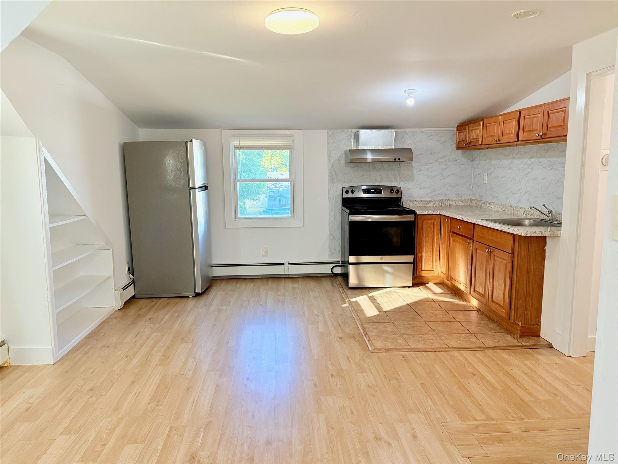 Single Family Central Suffolk County, NY 11703, MLS-912929-26