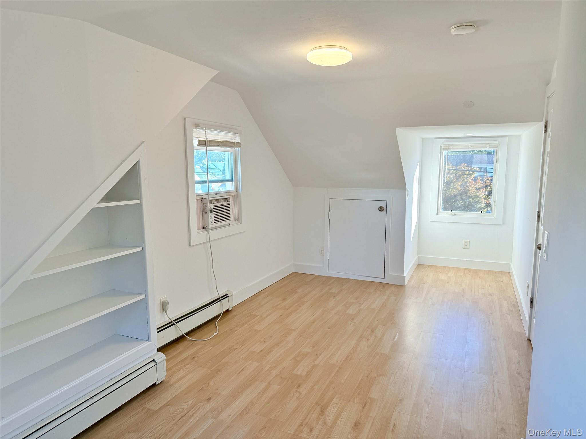 Single Family Central Suffolk County, NY 11703, MLS-912929-29