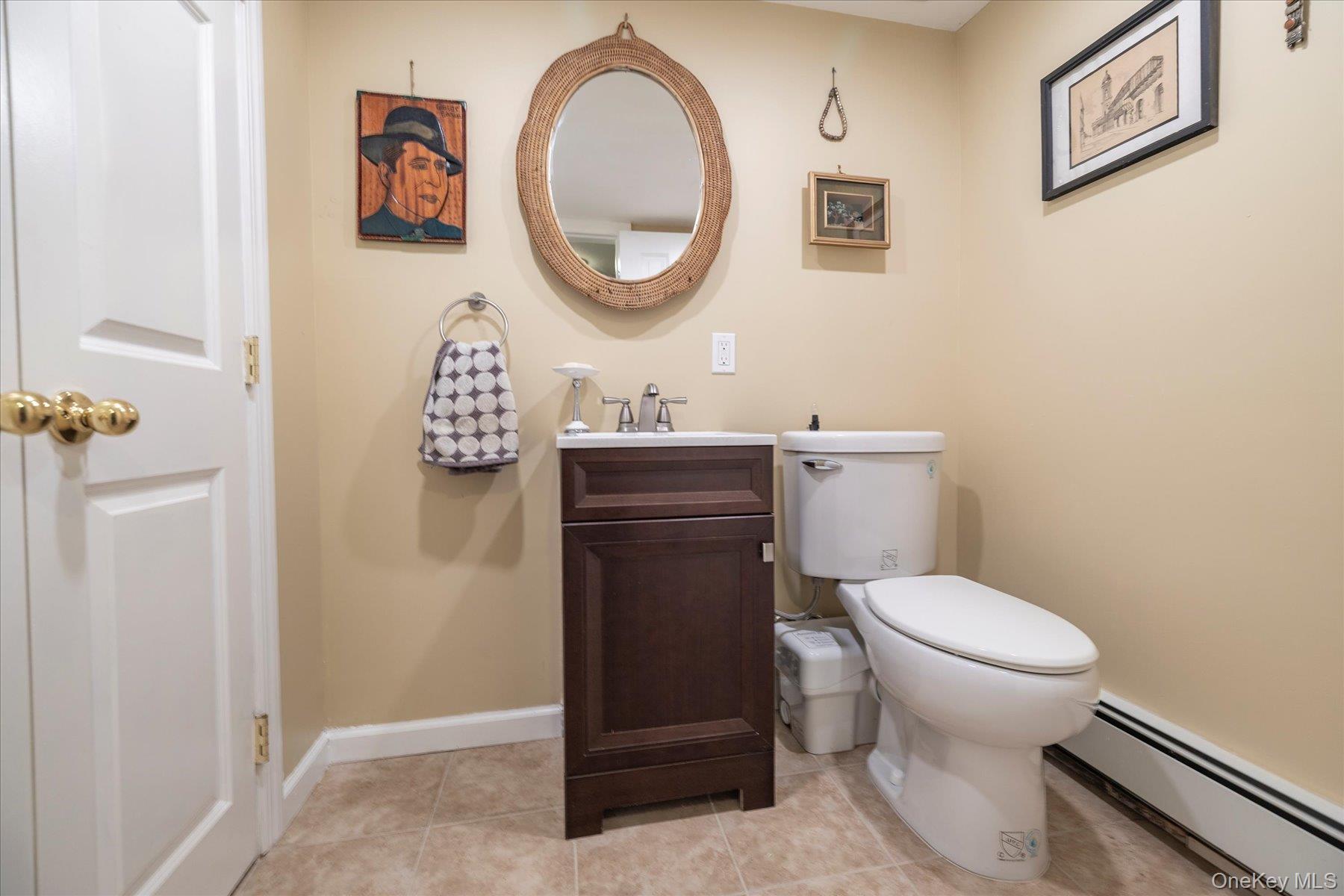 Single Family New York Nassau County, NY 11510, MLS-912954-24