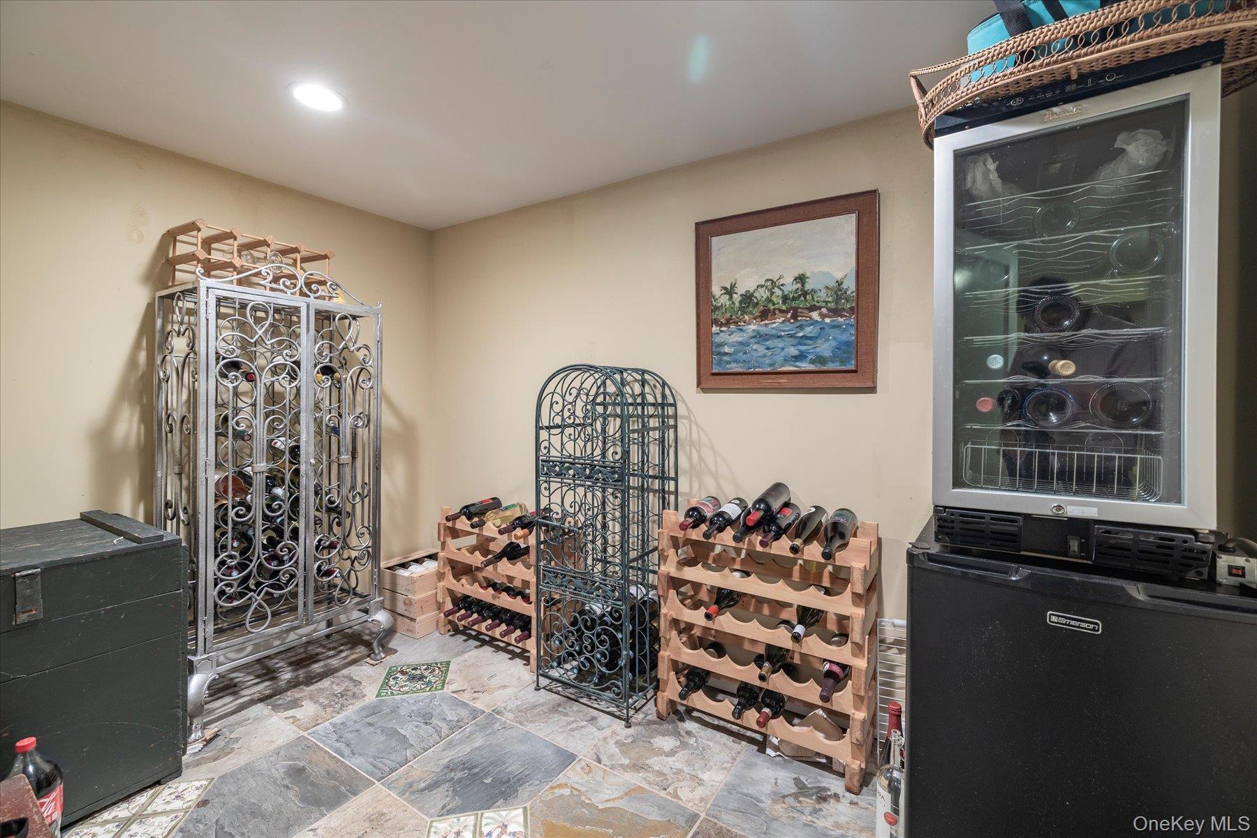 Single Family New York Nassau County, NY 11510, MLS-912954-30