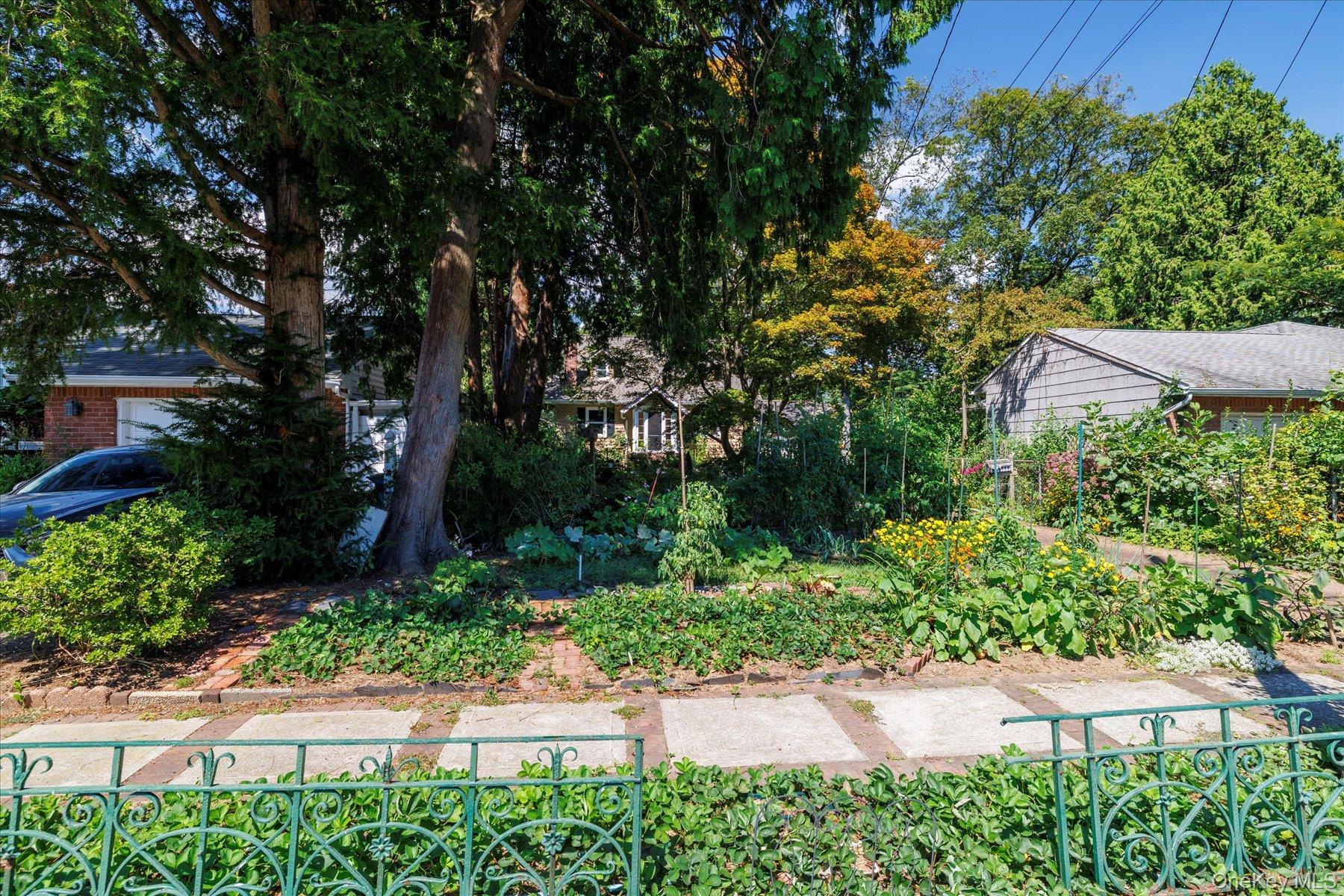 Single Family New York Nassau County, NY 11510, MLS-912954-7