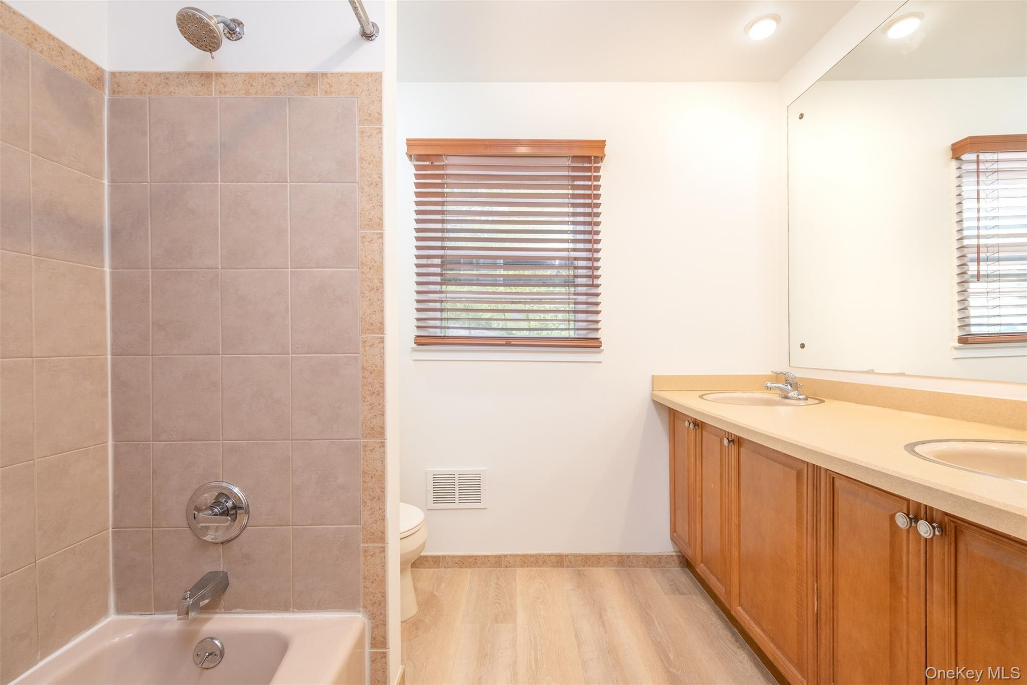 Single Family Sheldrake  Westchester County, NY 10804, MLS-912981-18