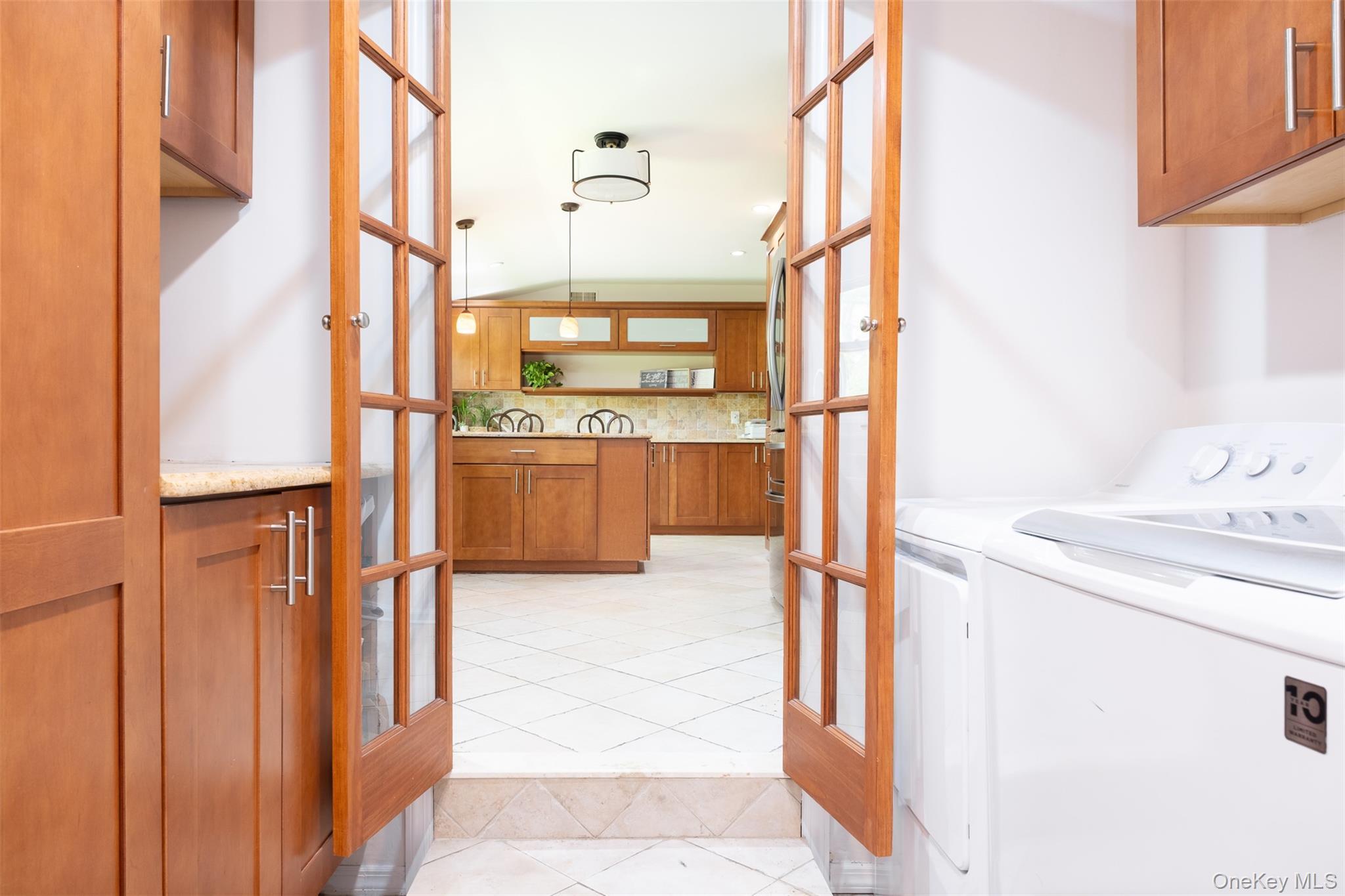 Single Family Sheldrake  Westchester County, NY 10804, MLS-912981-2