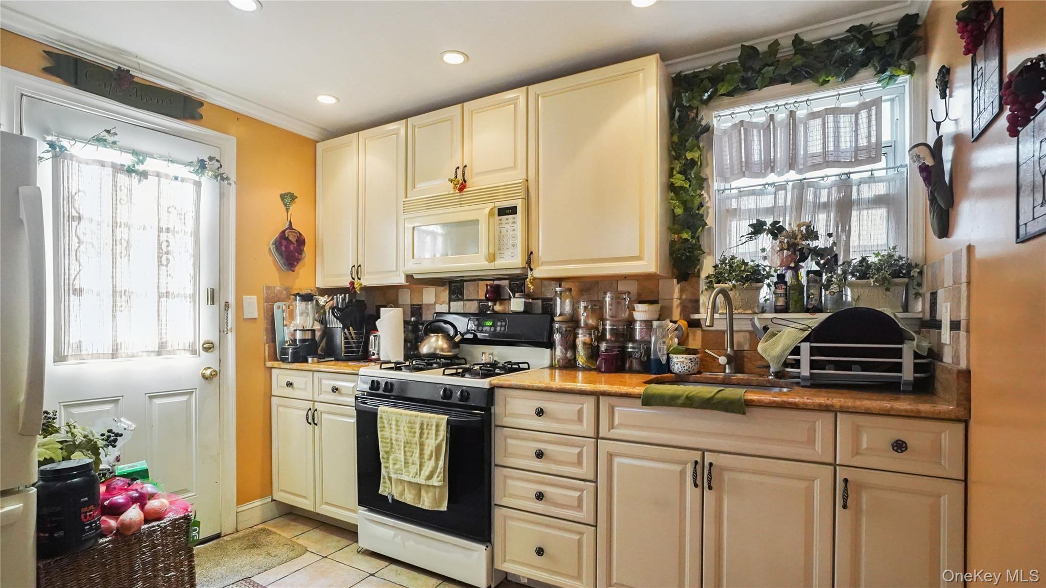 Single Family 167th Queens, NY 11434, MLS-912995-7