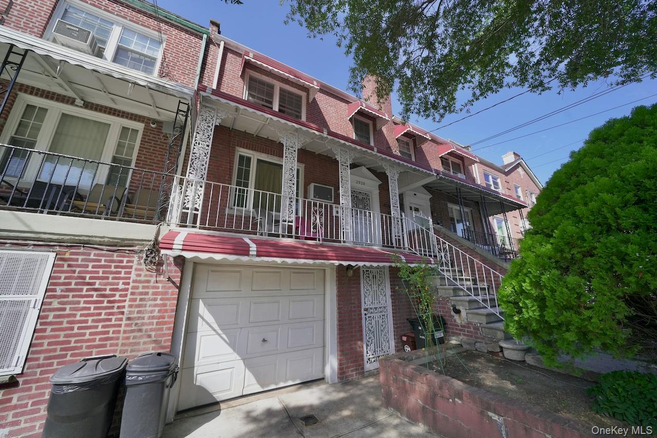 Single Family Fenton Ave  Bronx, NY 10469, MLS-913011-3