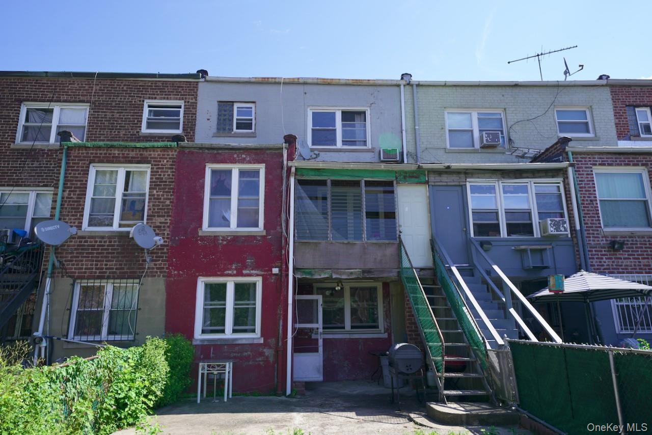 Single Family Fenton Ave  Bronx, NY 10469, MLS-913011-38
