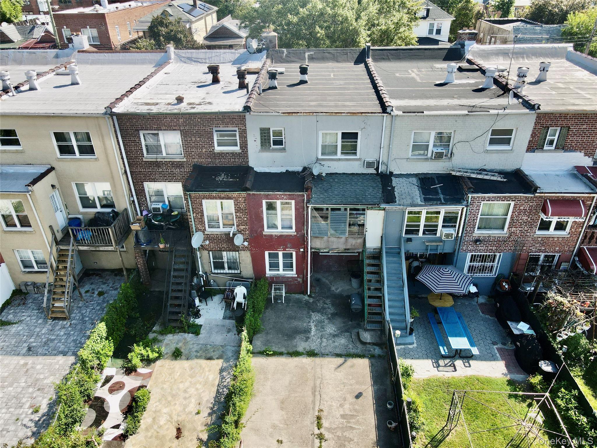 Single Family Fenton Ave  Bronx, NY 10469, MLS-913011-43