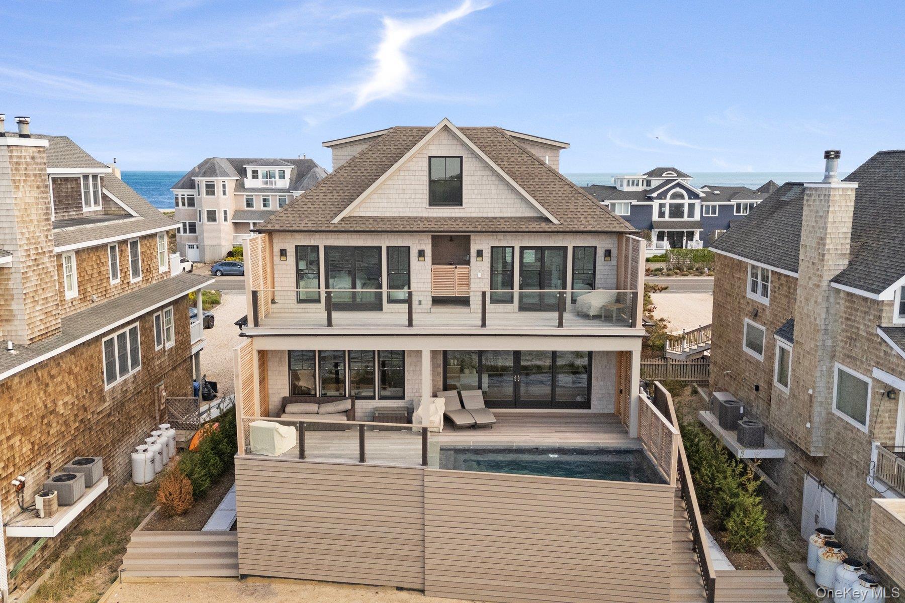 Single Family Dune Suffolk County, NY 11978, MLS-913015-34