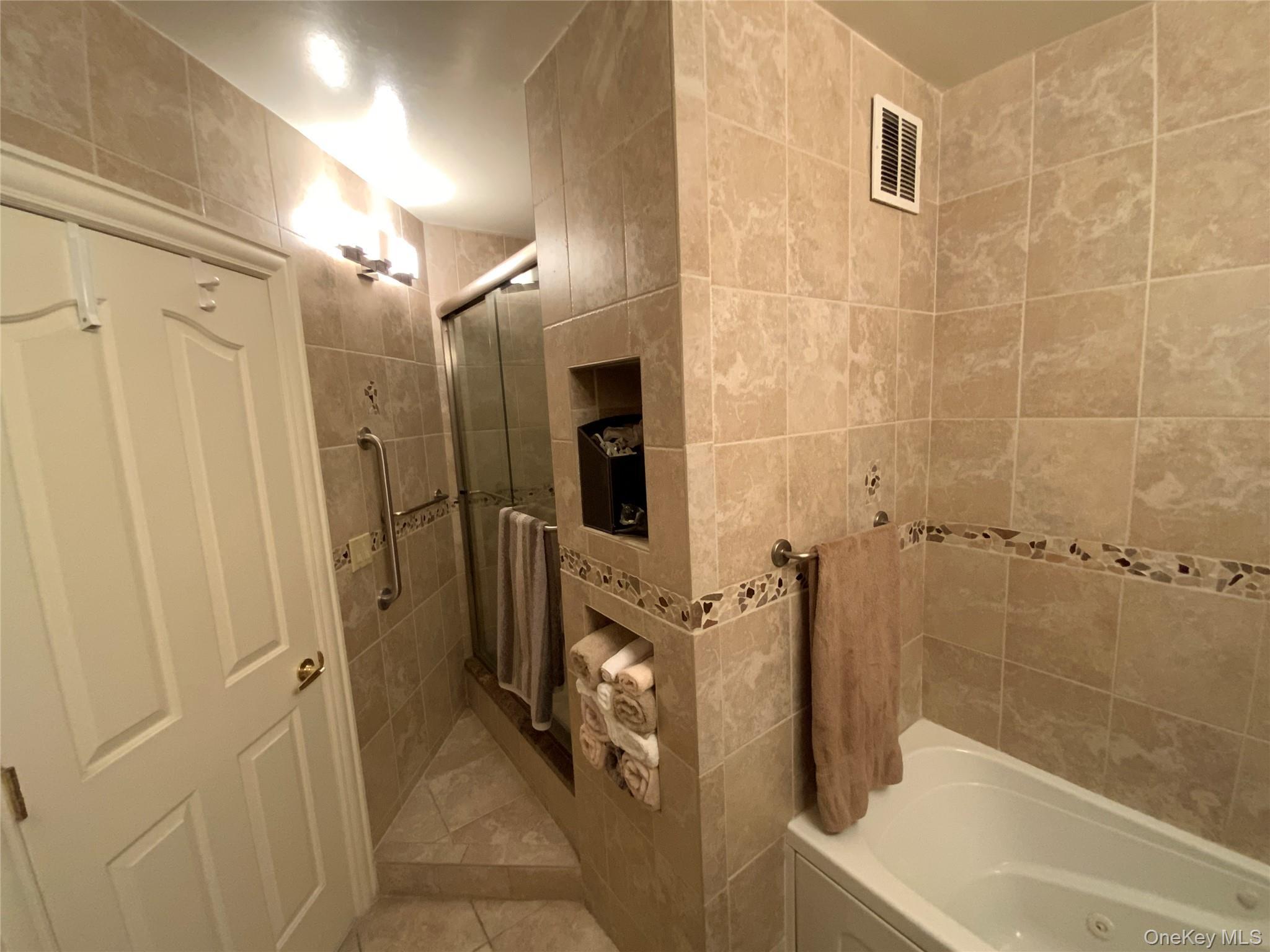 Coop Grand Central  Queens, NY 11005, MLS-913045-11