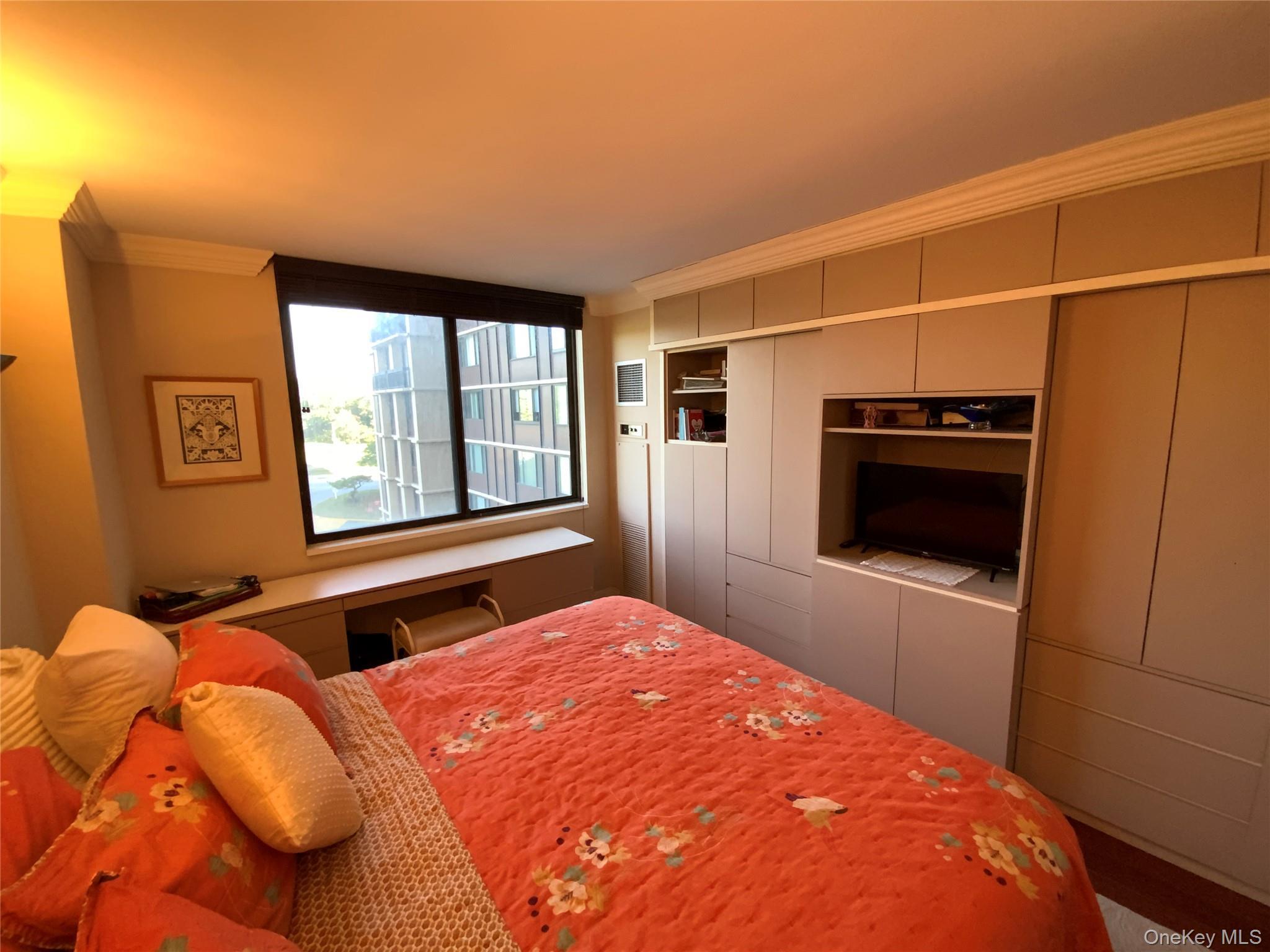 Coop Grand Central  Queens, NY 11005, MLS-913045-14