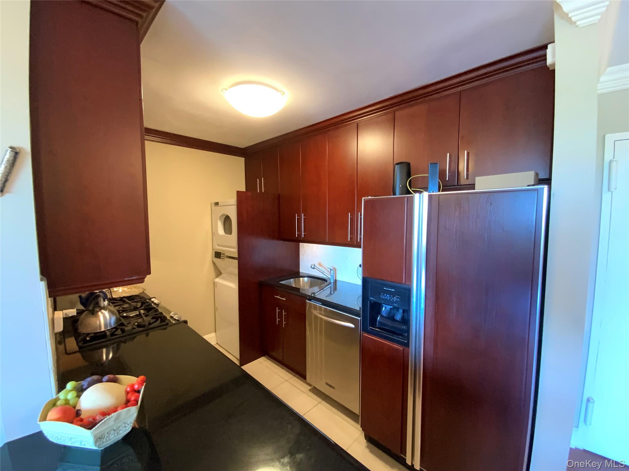 Coop Grand Central  Queens, NY 11005, MLS-913045-6