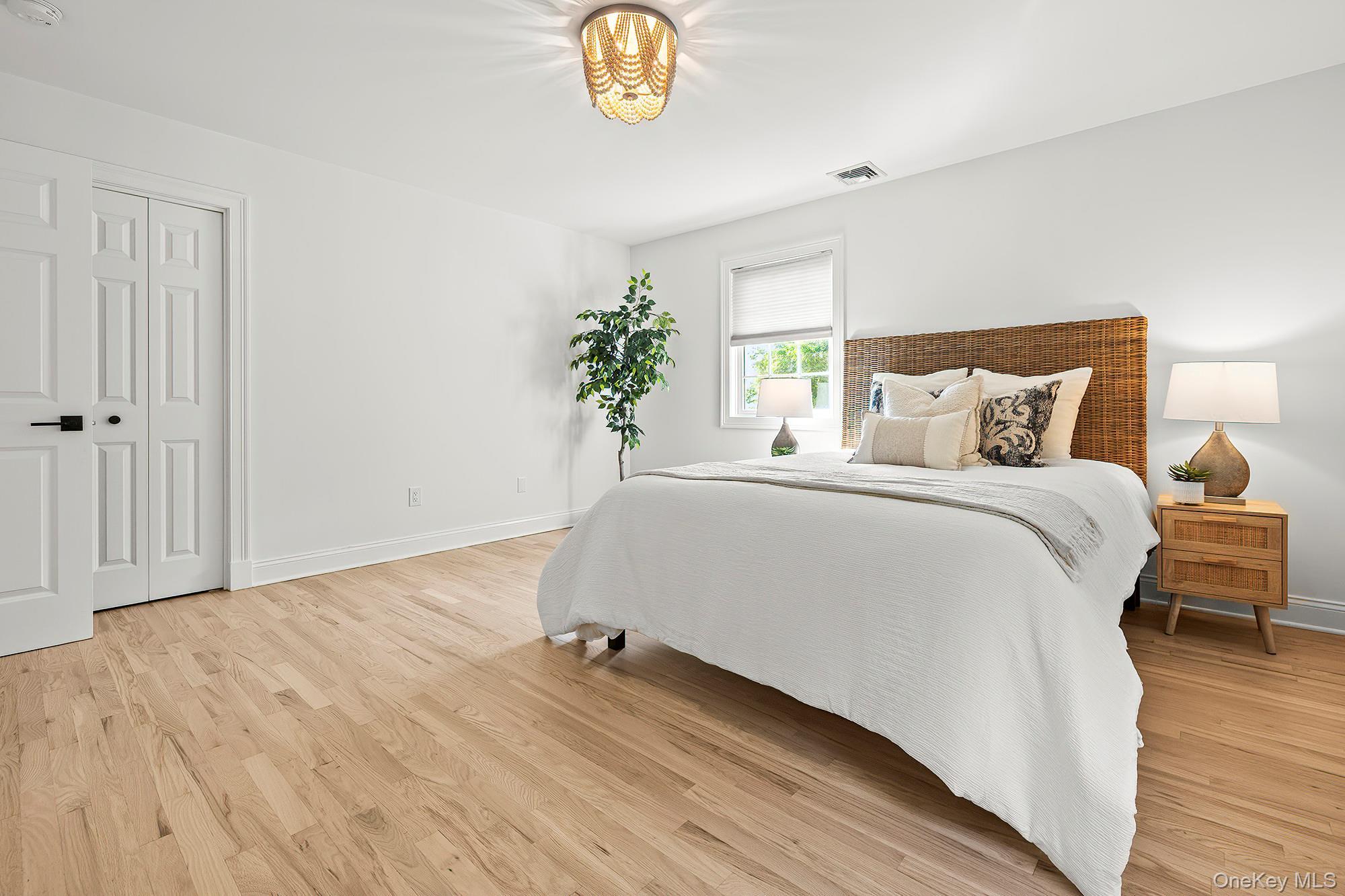 Single Family Van Cortlandt  Westchester County, NY 10598, MLS-913119-23