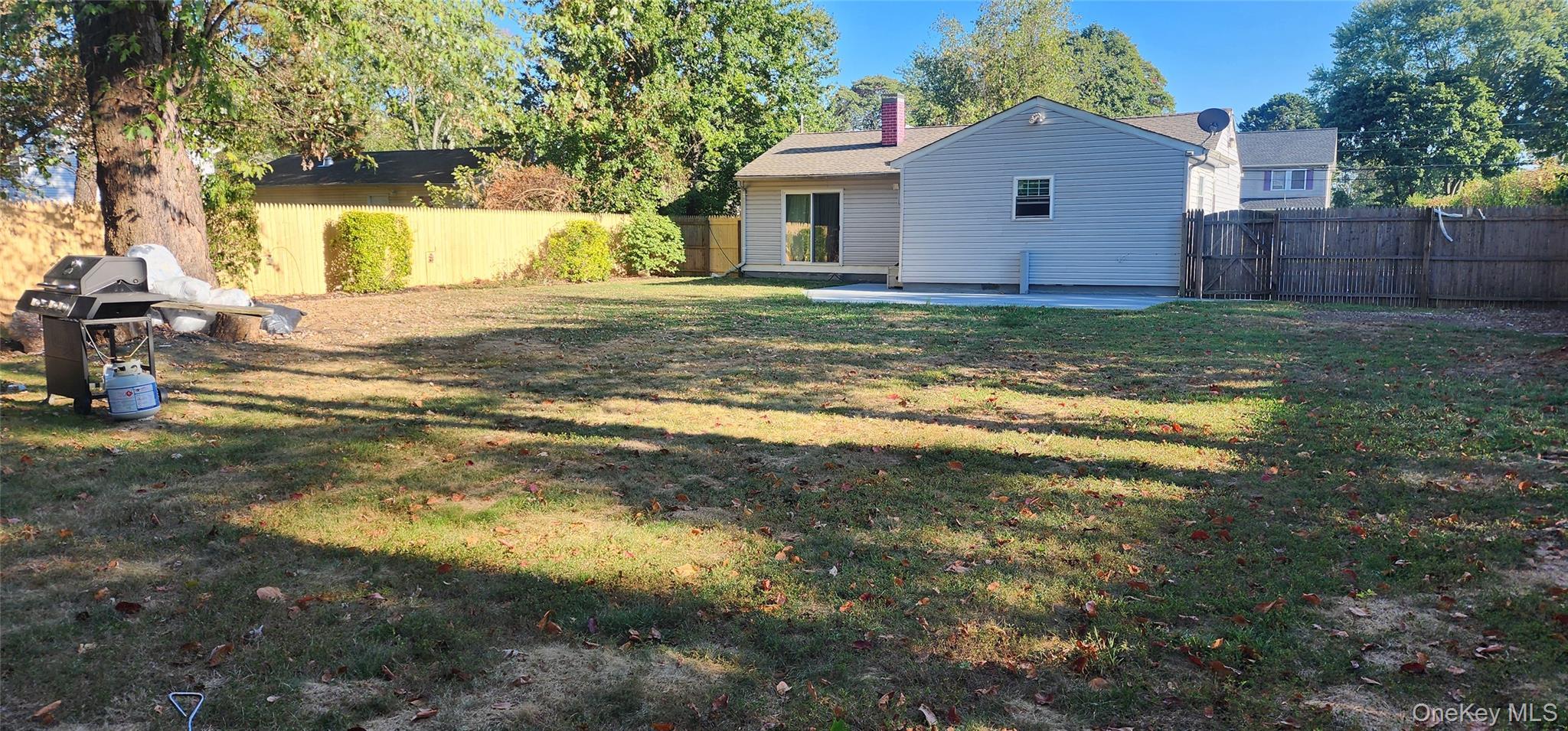 Single Family Merrill Suffolk County, NY 11717, MLS-913123-5