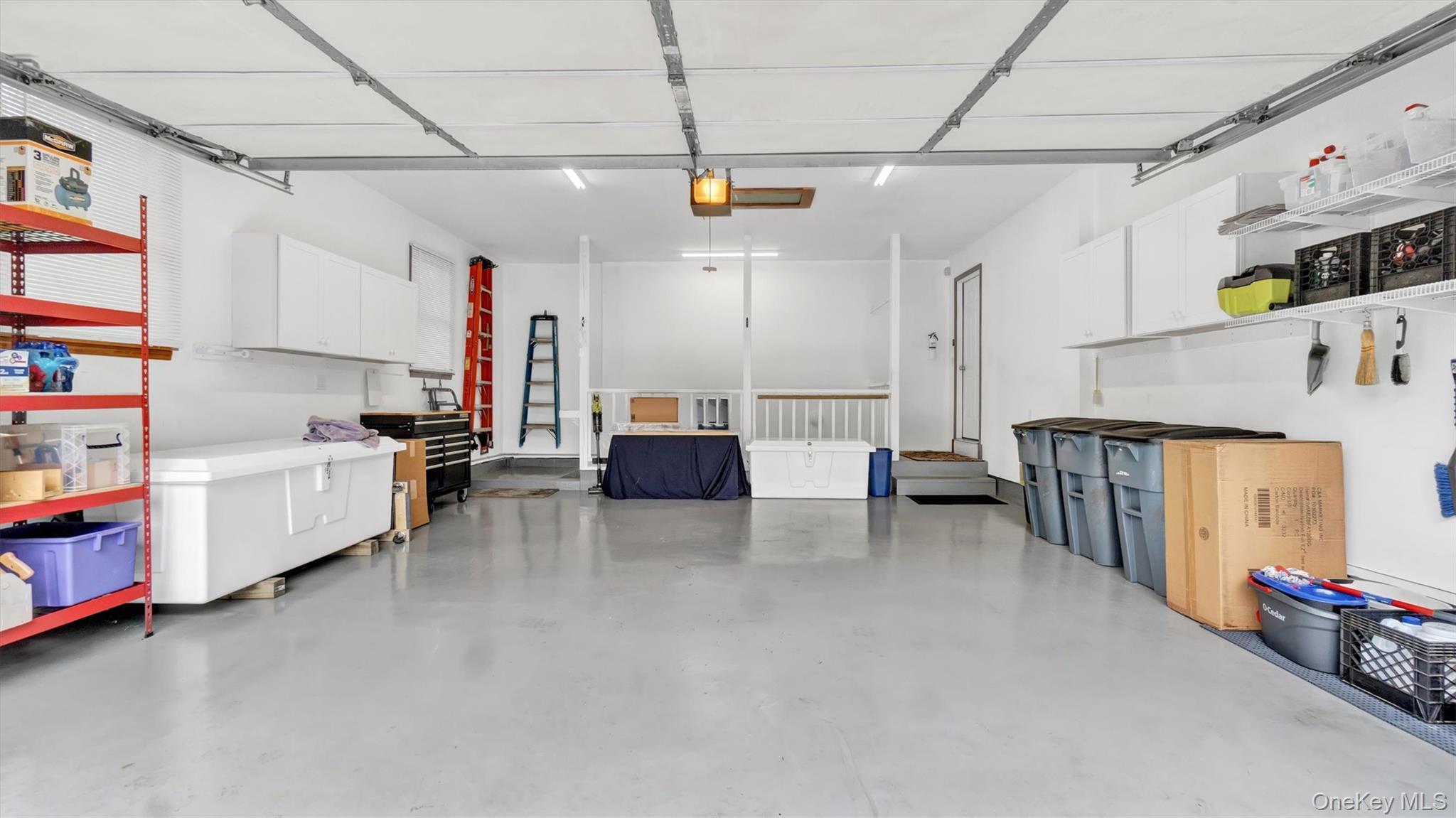 Single Family Landing  Suffolk County, NY 11933, MLS-913125-28