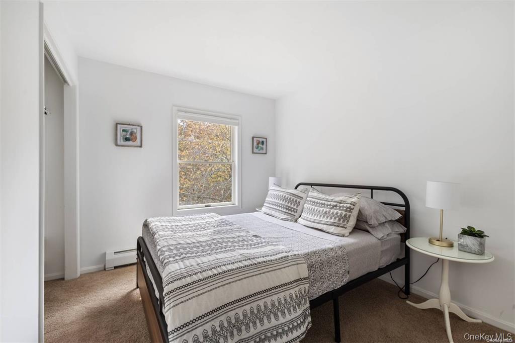 Single Family Wooded Suffolk County, NY 11946, MLS-913130-13