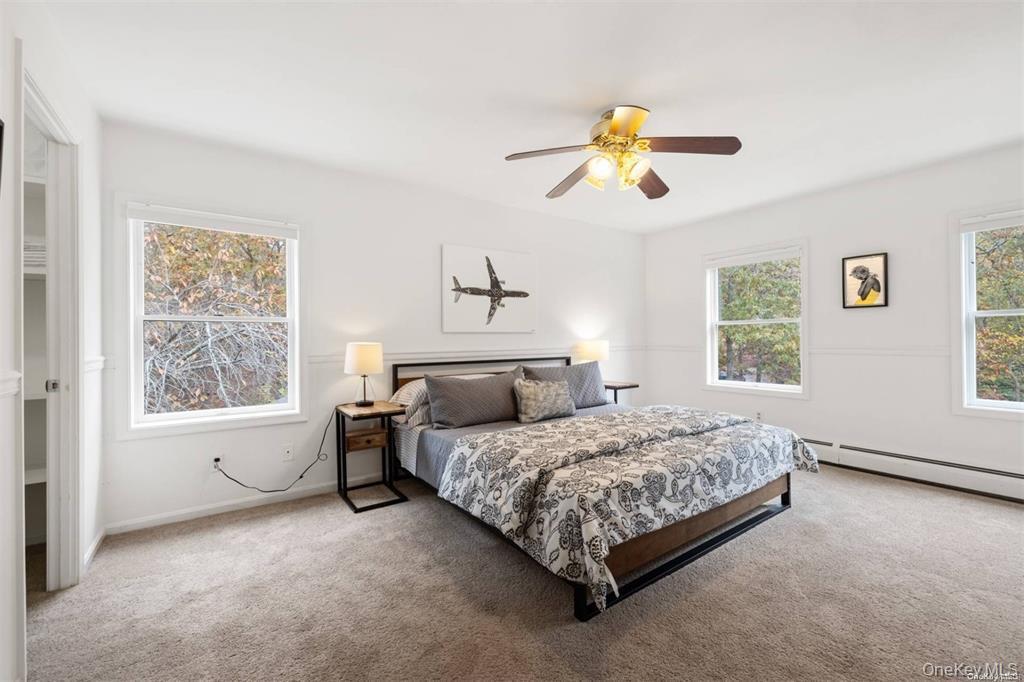 Single Family Wooded Suffolk County, NY 11946, MLS-913130-9