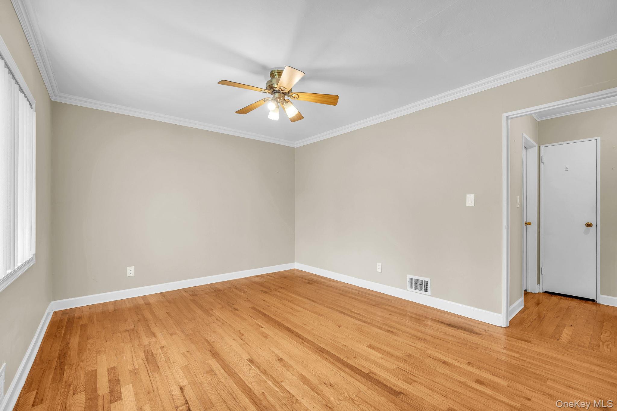 Single Family Barbara  Nassau County, NY 11554, MLS-913170-10