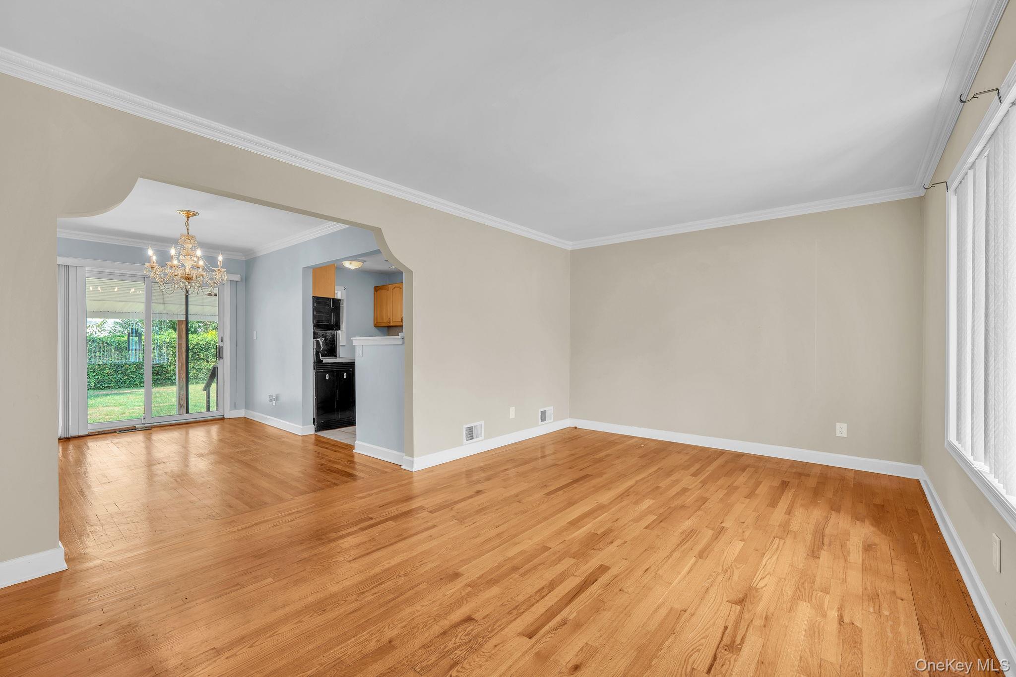 Single Family Barbara  Nassau County, NY 11554, MLS-913170-11