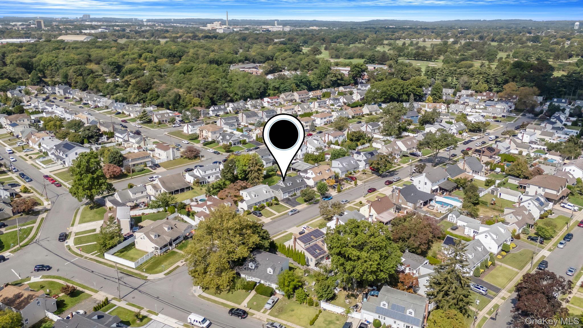 Single Family Barbara  Nassau County, NY 11554, MLS-913170-6