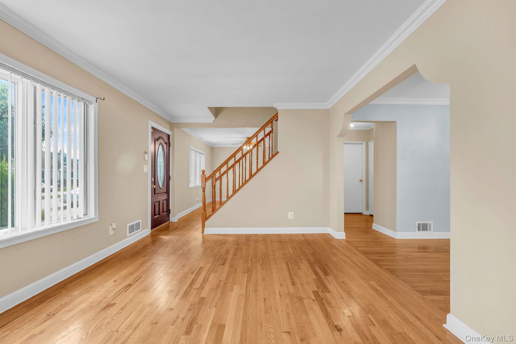 Single Family Barbara  Nassau County, NY 11554, MLS-913170-9