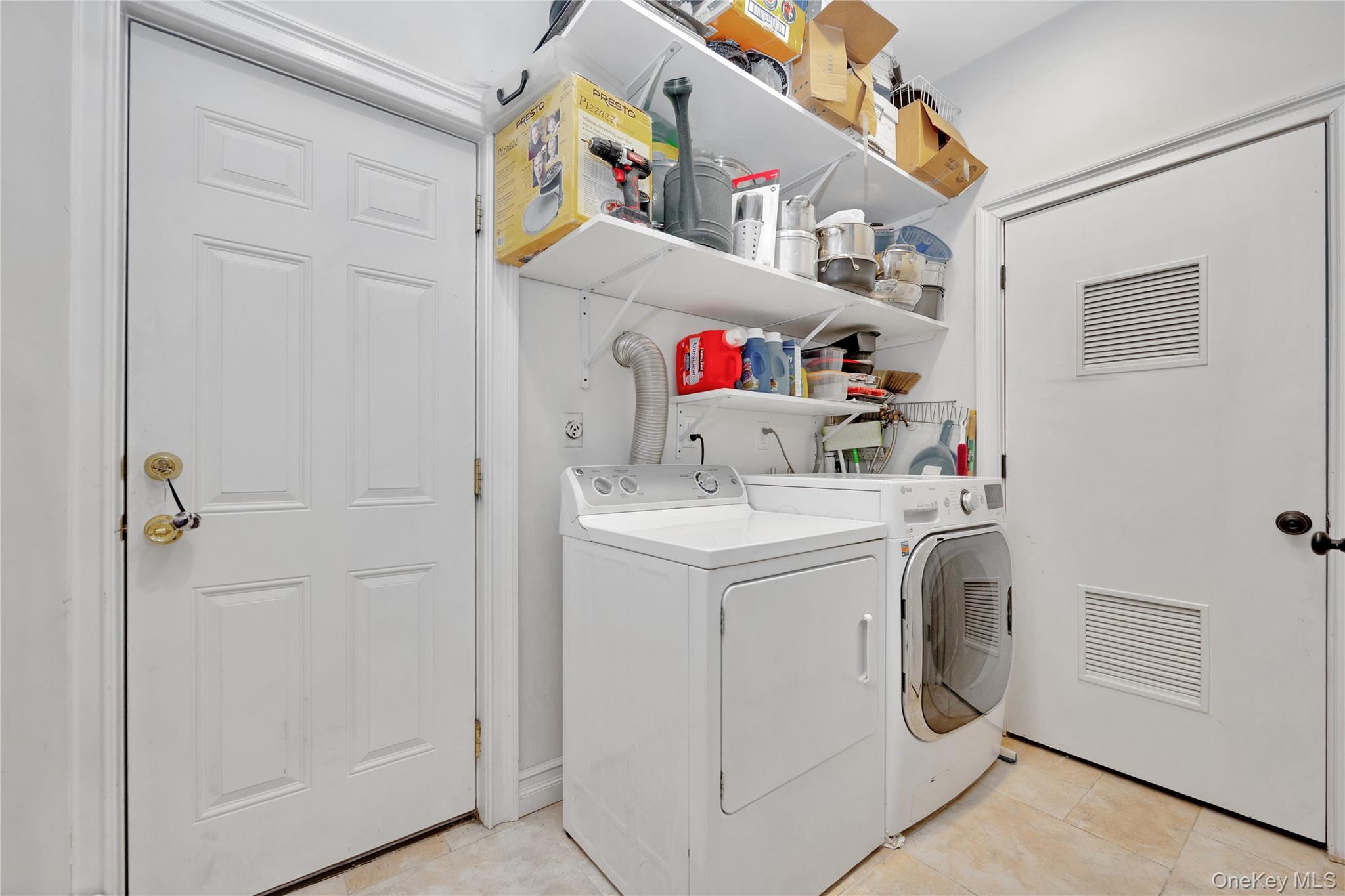 Single Family Park Nassau County, NY 11516, MLS-913173-14