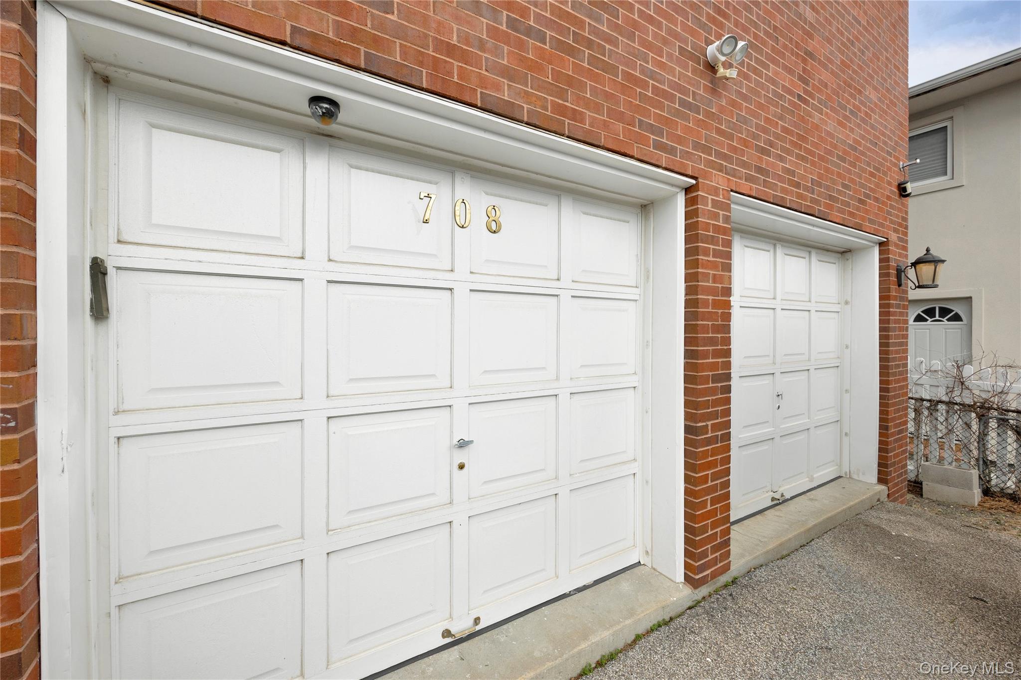 Single Family Park Nassau County, NY 11516, MLS-913173-33