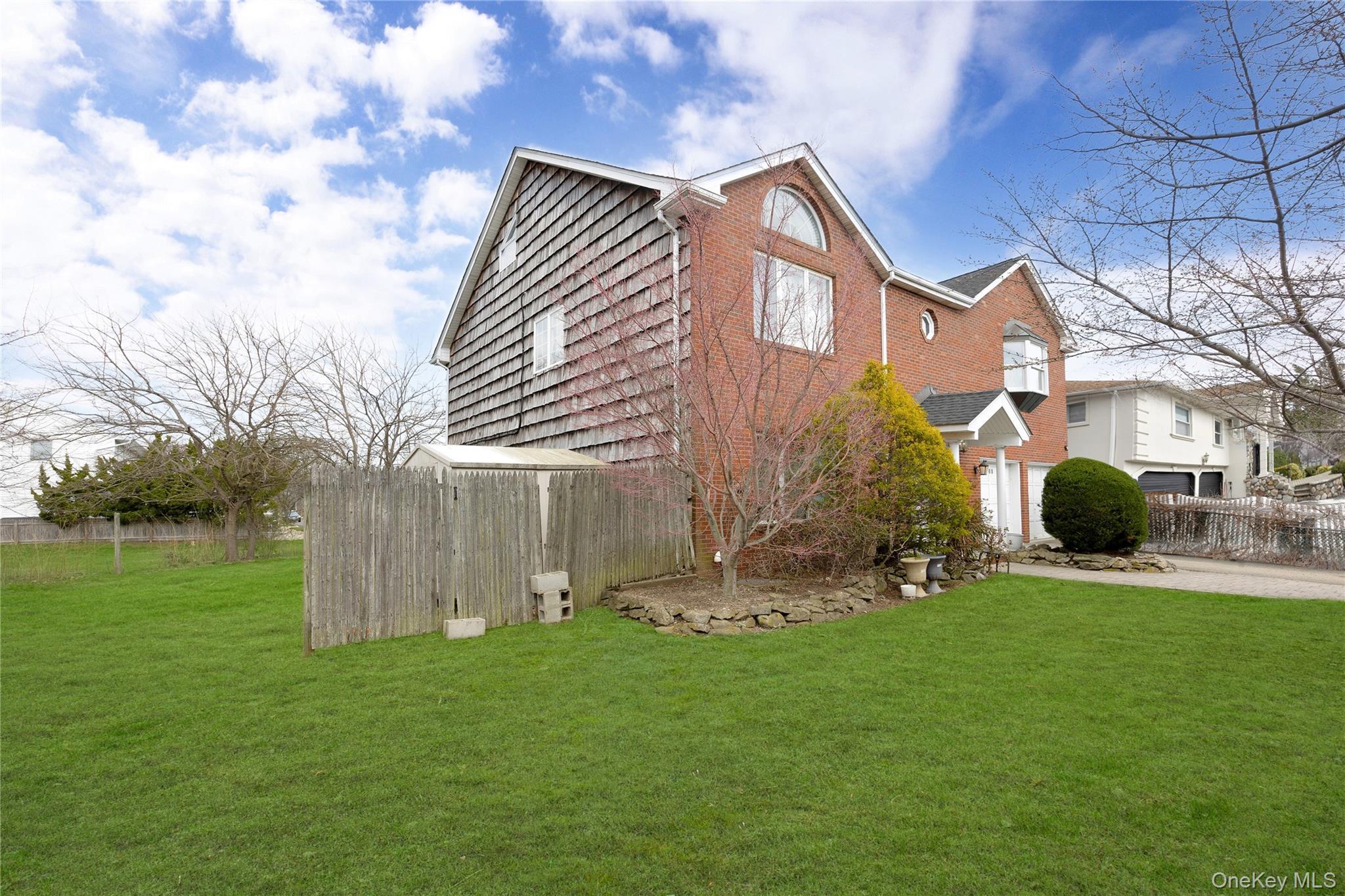 Single Family Park Nassau County, NY 11516, MLS-913173-34