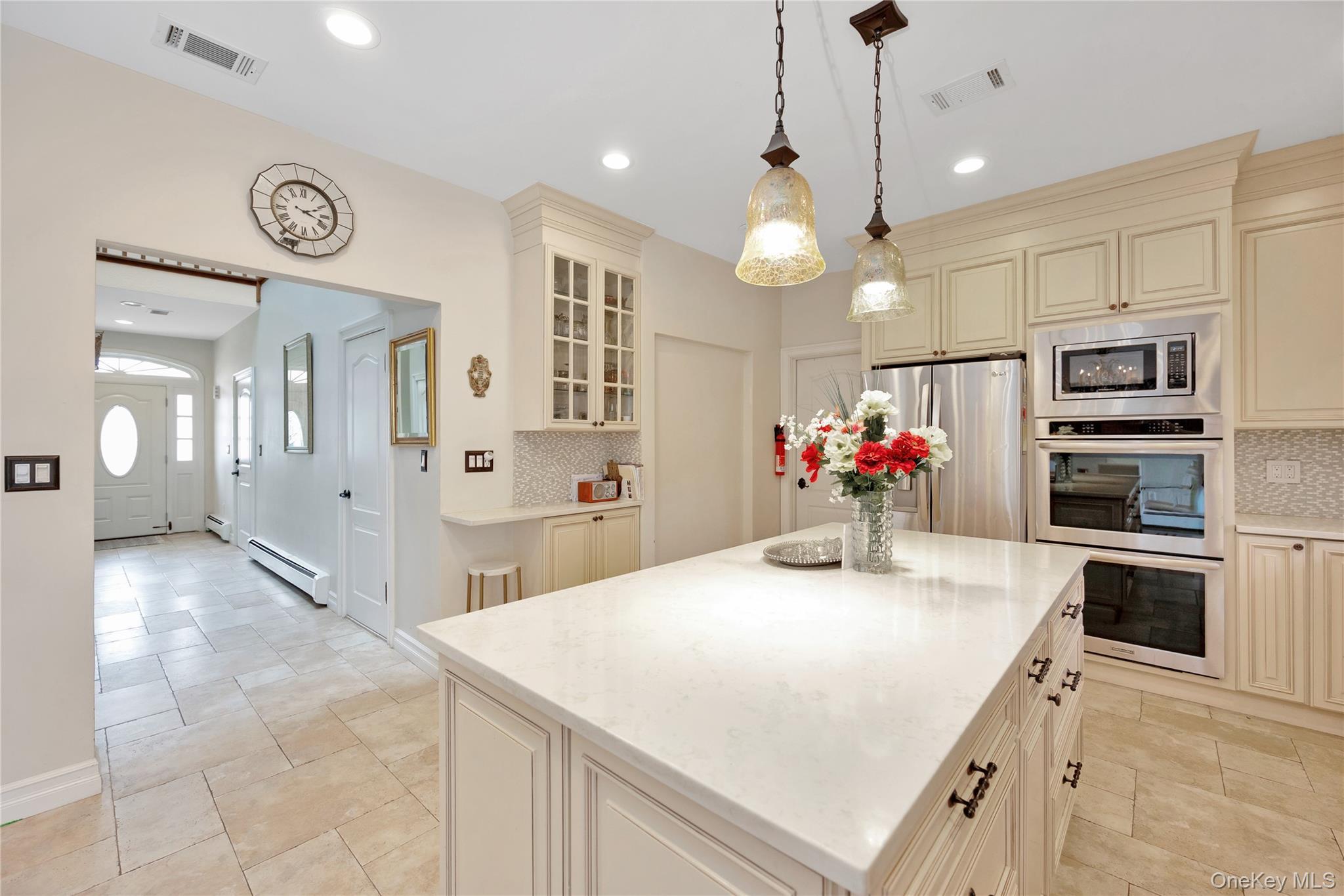 Single Family Park Nassau County, NY 11516, MLS-913173-7