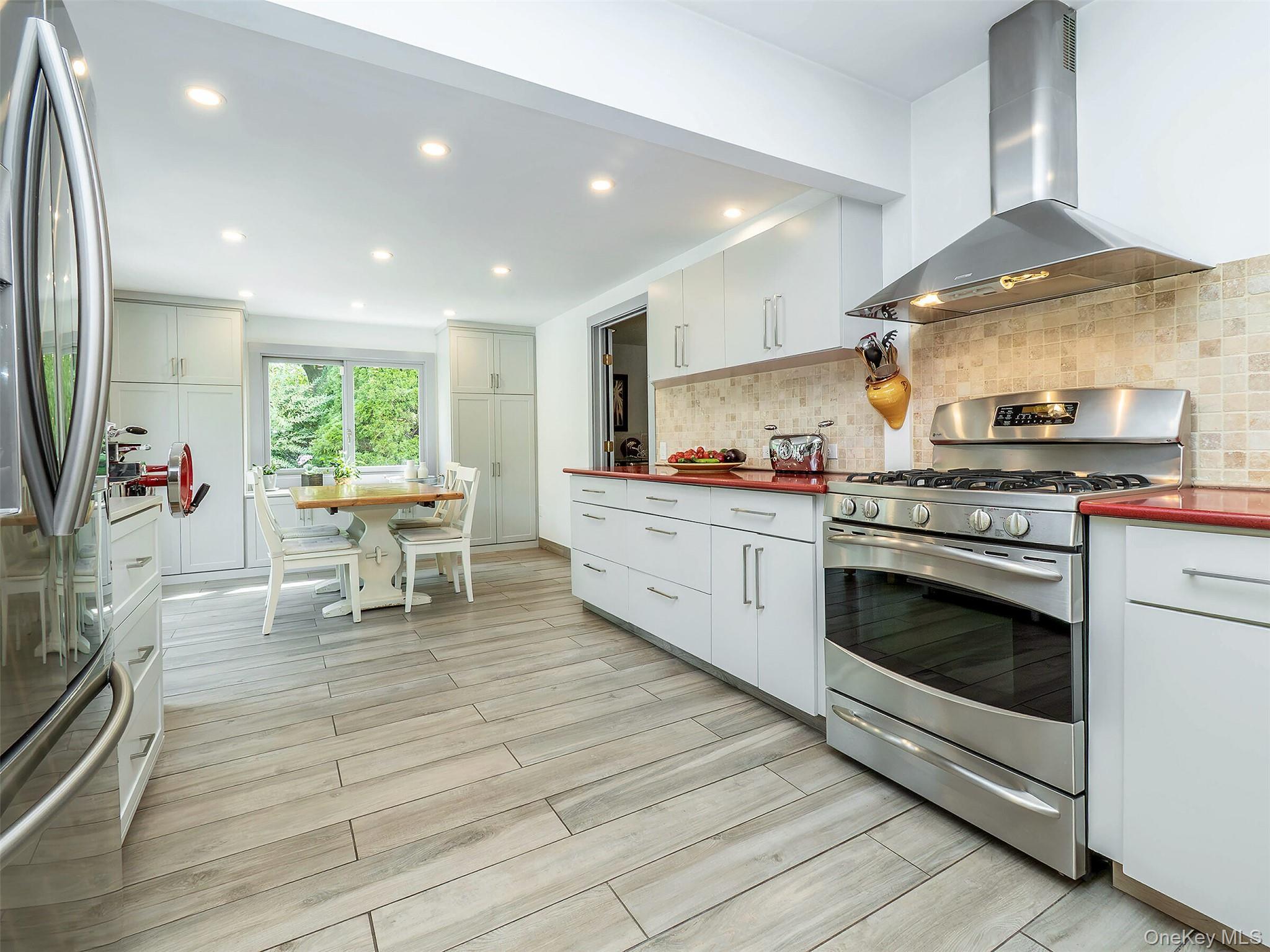 Single Family Highland Nassau County, NY 11542, MLS-913197-11