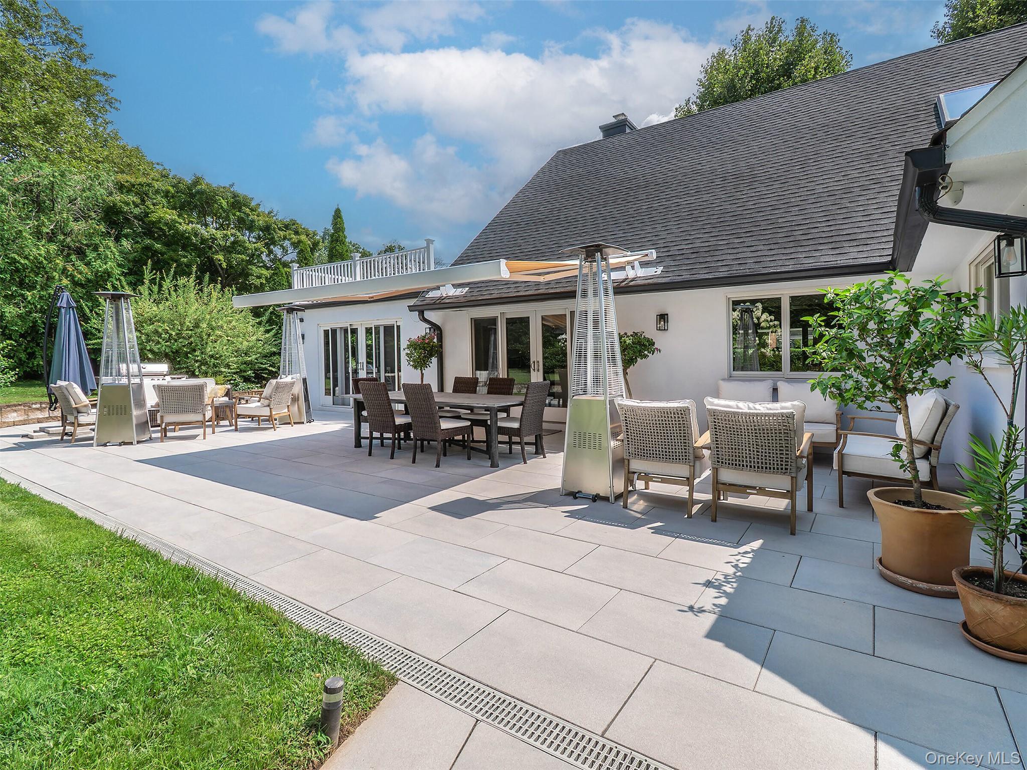 Single Family Highland Nassau County, NY 11542, MLS-913197-27