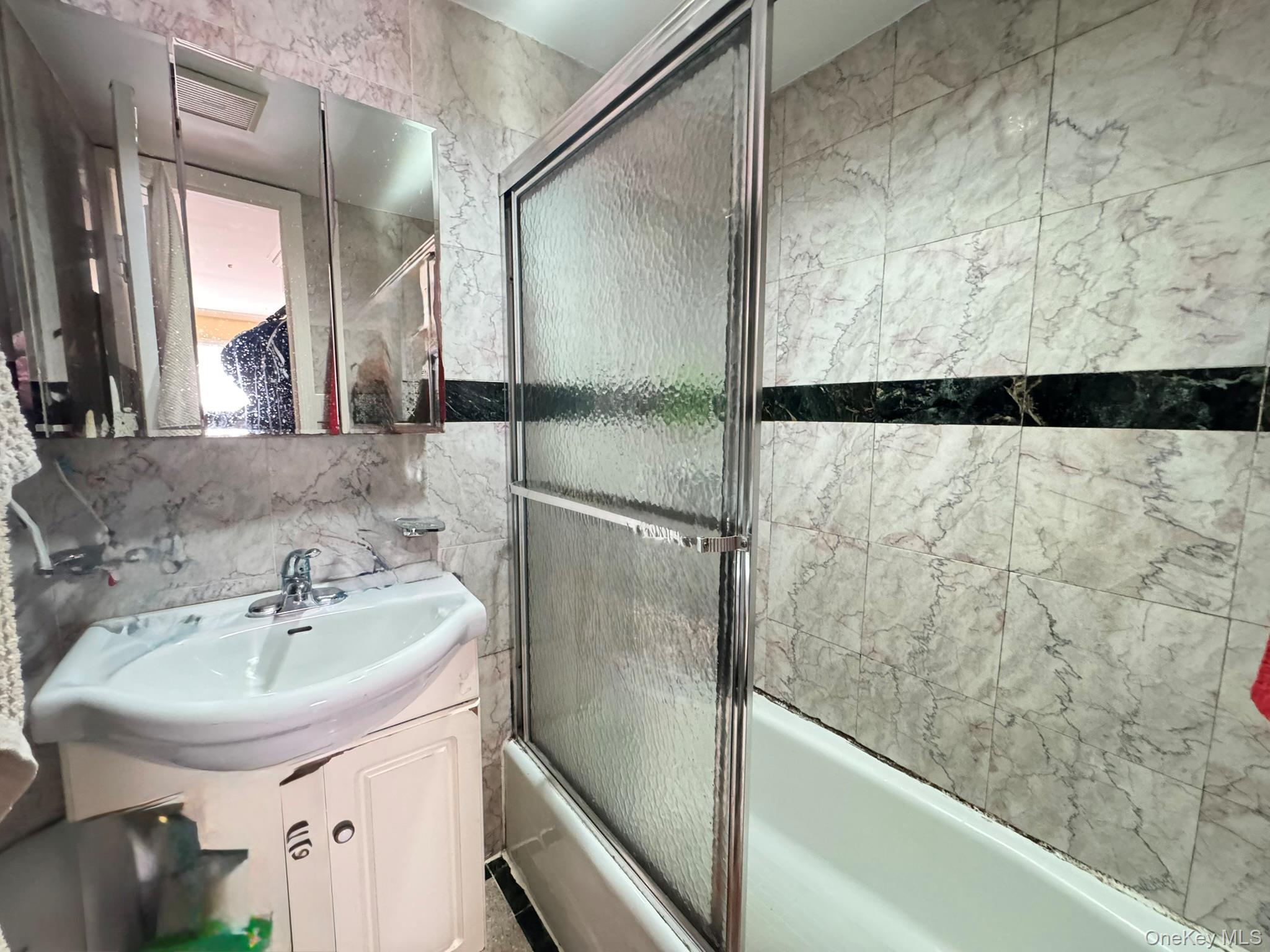 Condo 39th  Queens, NY 11368, MLS-913223-12